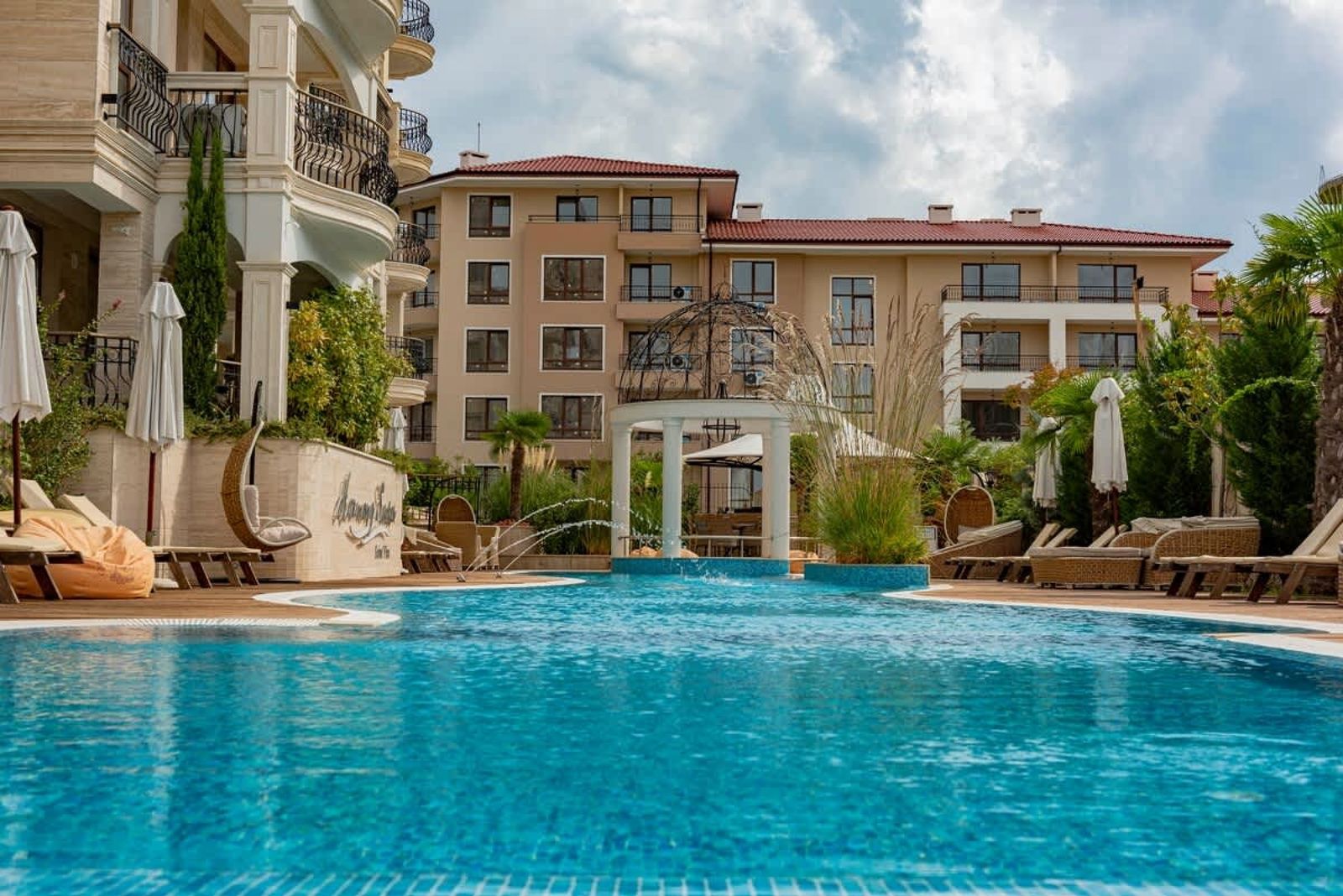 Harmony Suites X Delux Apartment - Photo 6