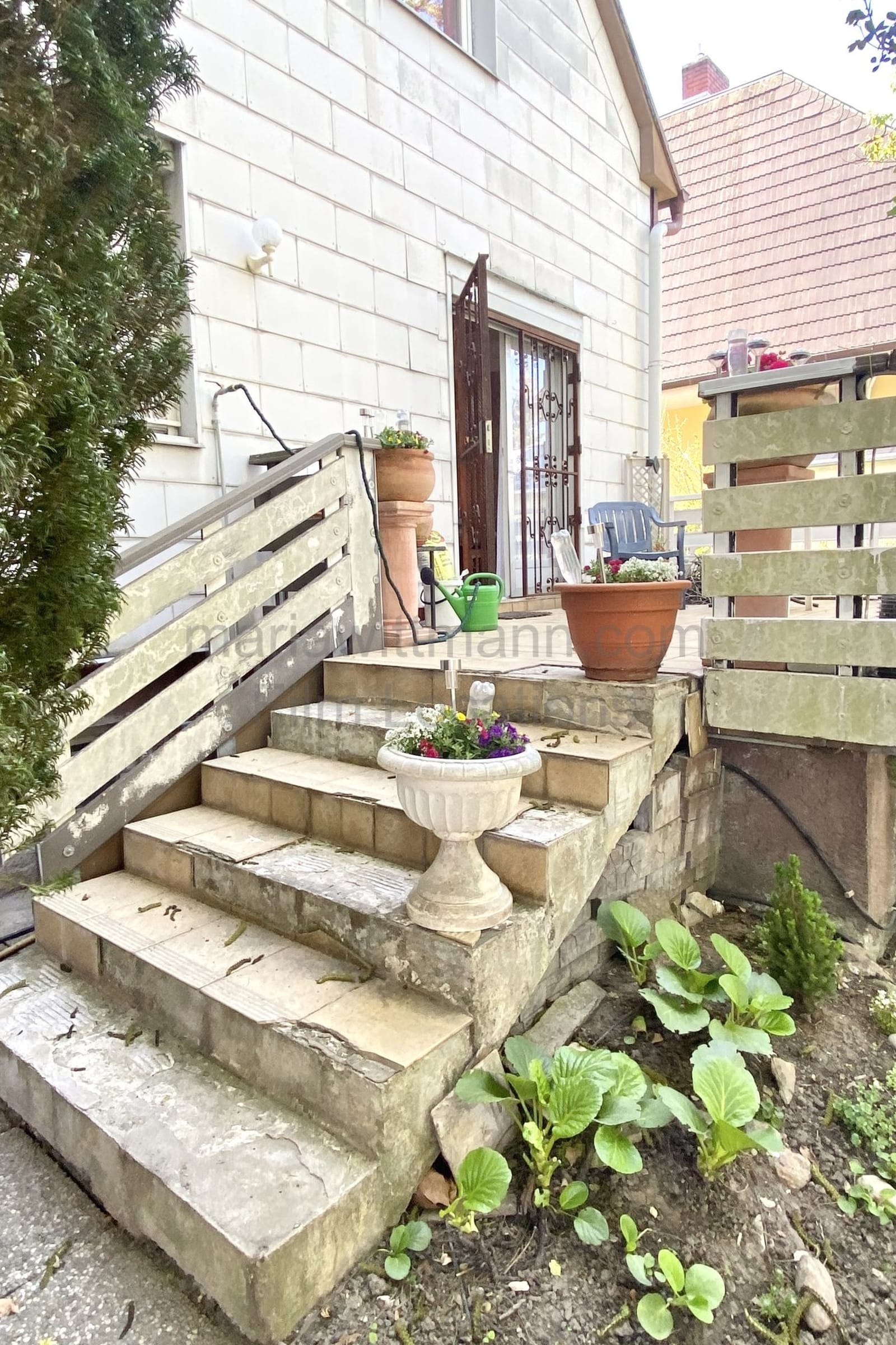 Location 243 - Photo 14