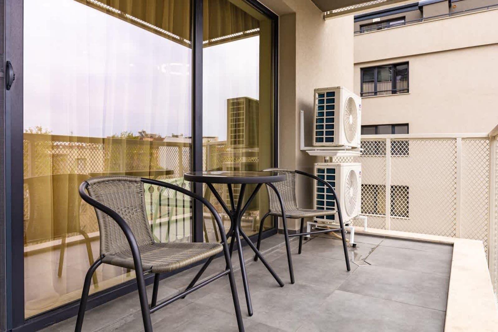 1-Bedroom Retreat near Plovdiv's Historic Old Town - Photo 4