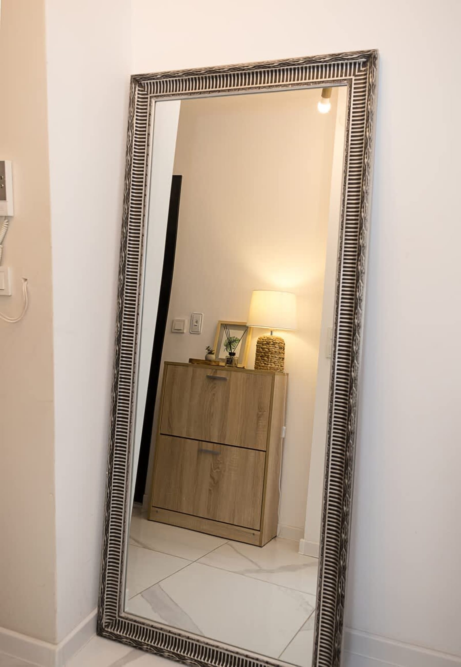 BuenaVista | Modern Comfort near Varna City Center - Photo 21