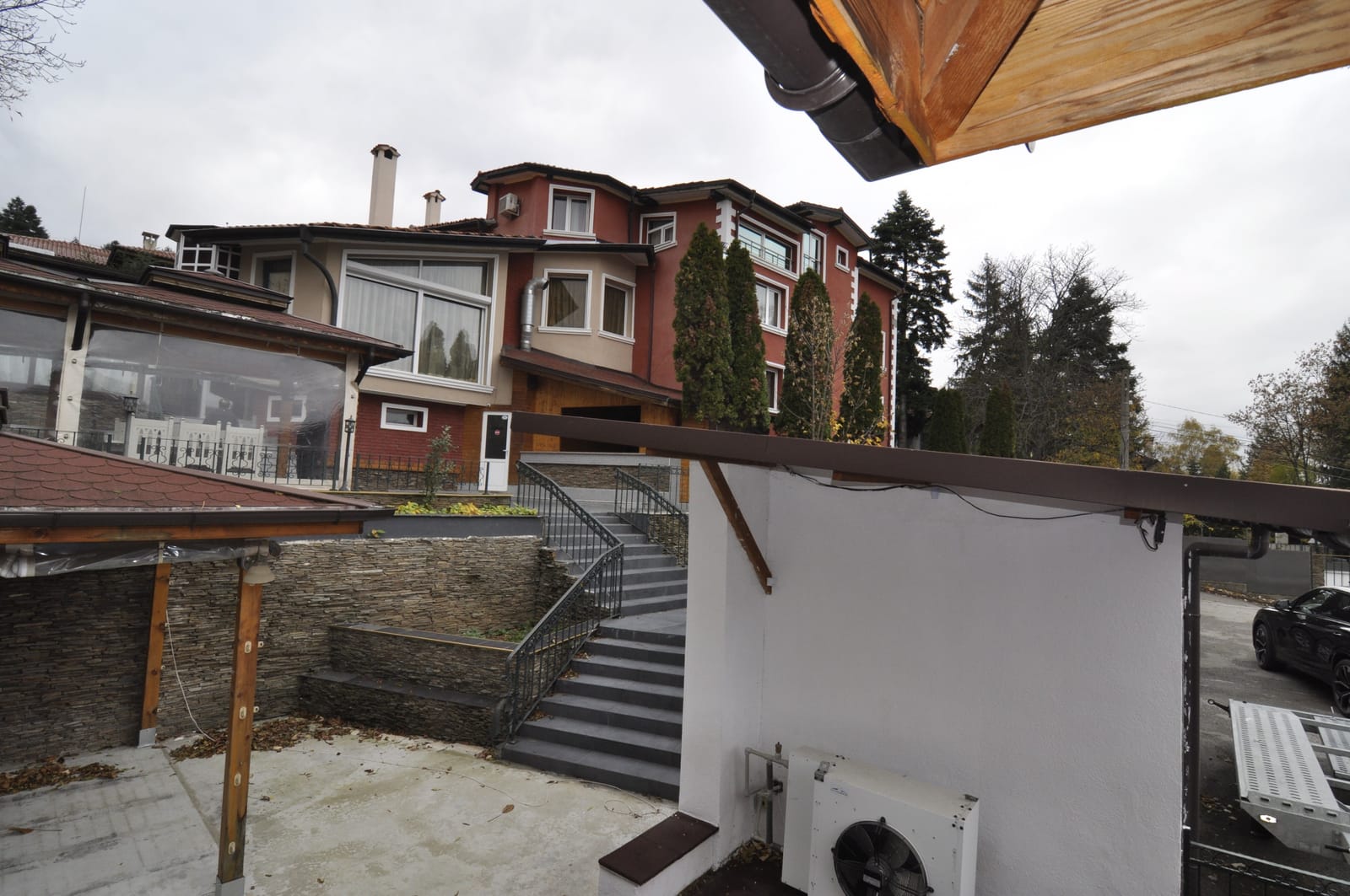 Vintage City Hotel in Sofia - Photo 8