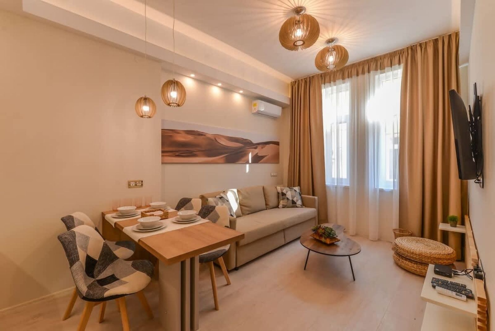 Modern &amp; Cozy 1BD Apartment near Serdika - Photo 3