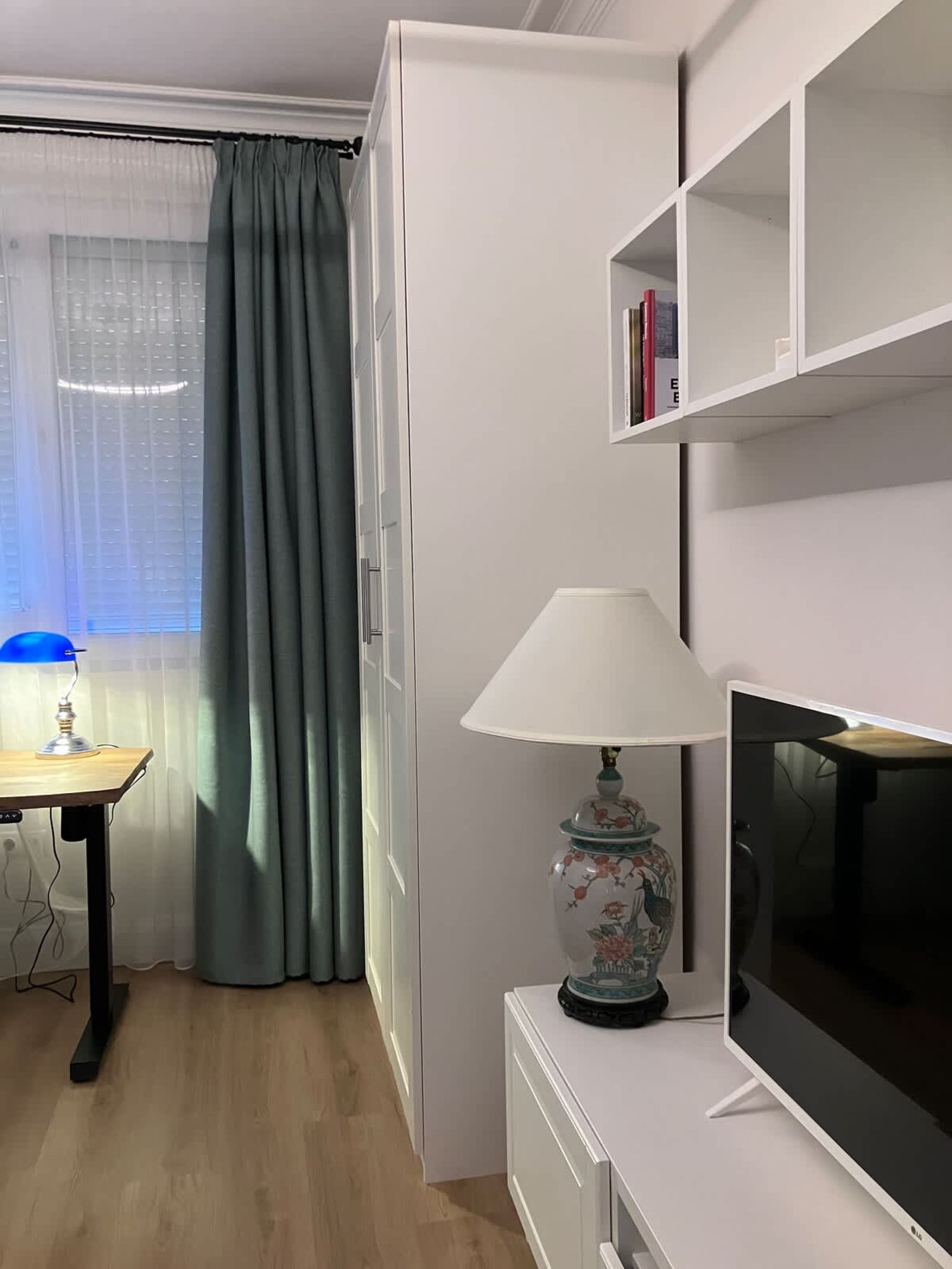 A French affair. With parking, style and elegance. - Photo 40