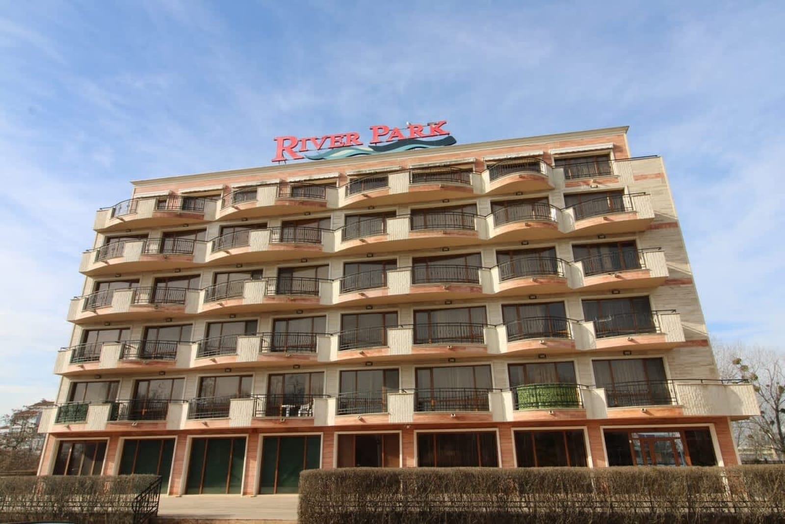 River Park Cozy Studio with pool view - Photo 28