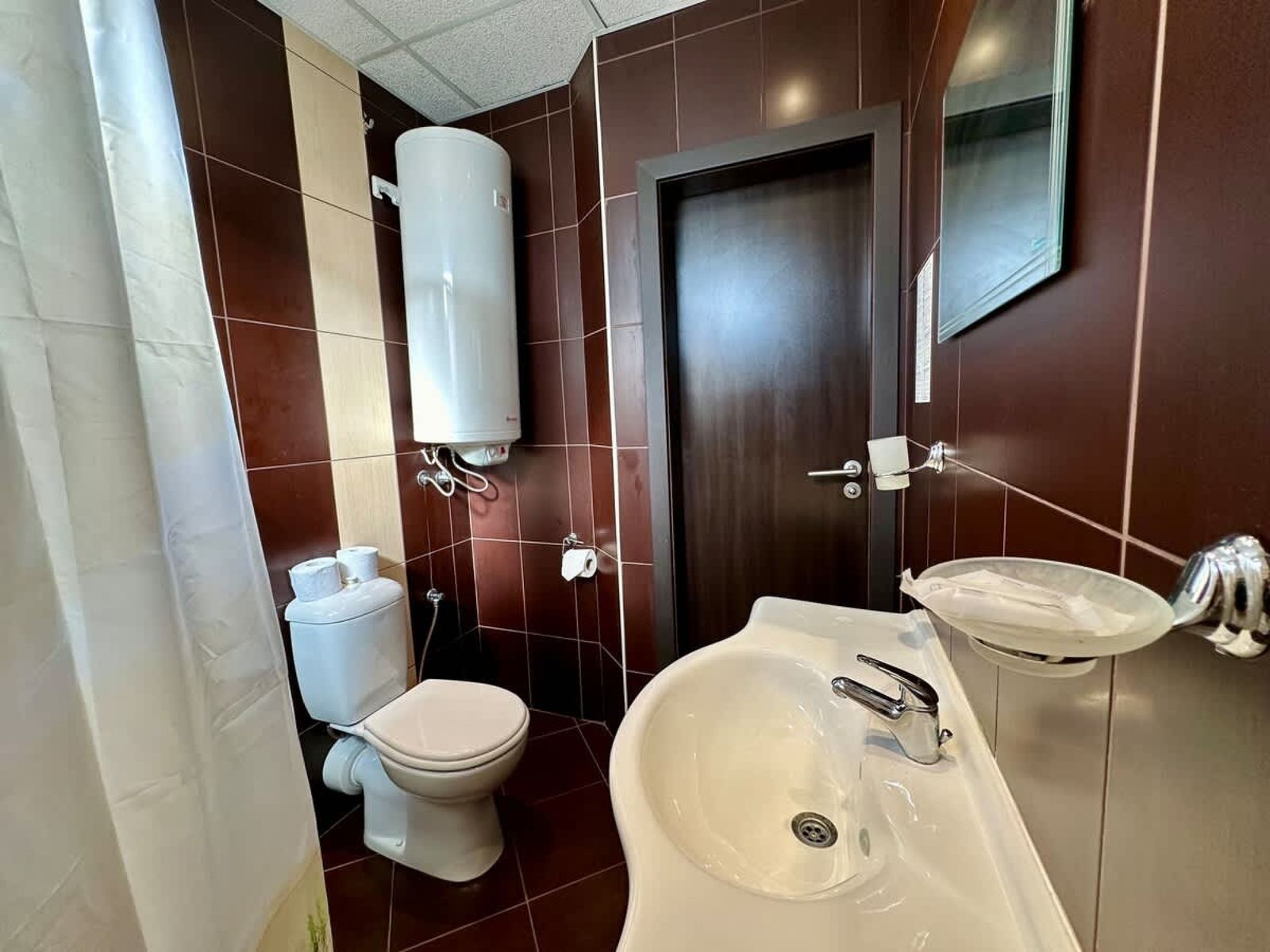 Cozy Villa Imperial Heigts - Photo 38