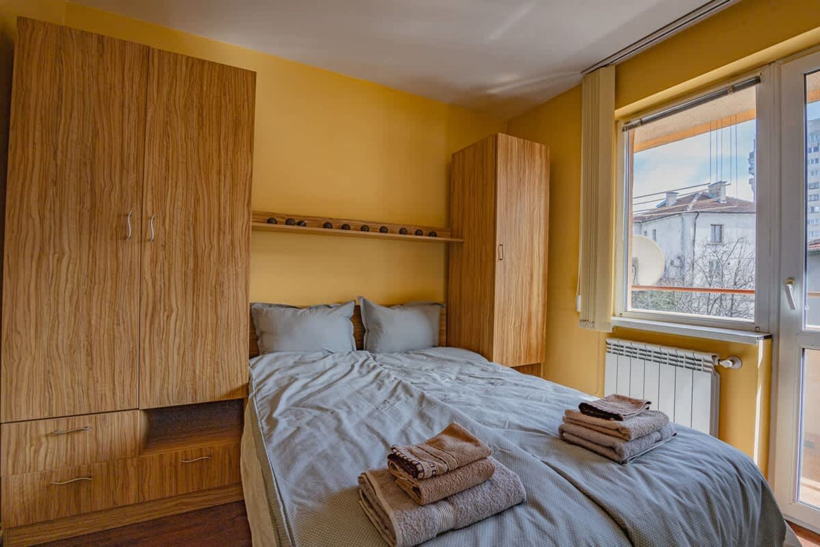 Modern 1BR Apt – Top Location, 4 min to Metro - Photo 15