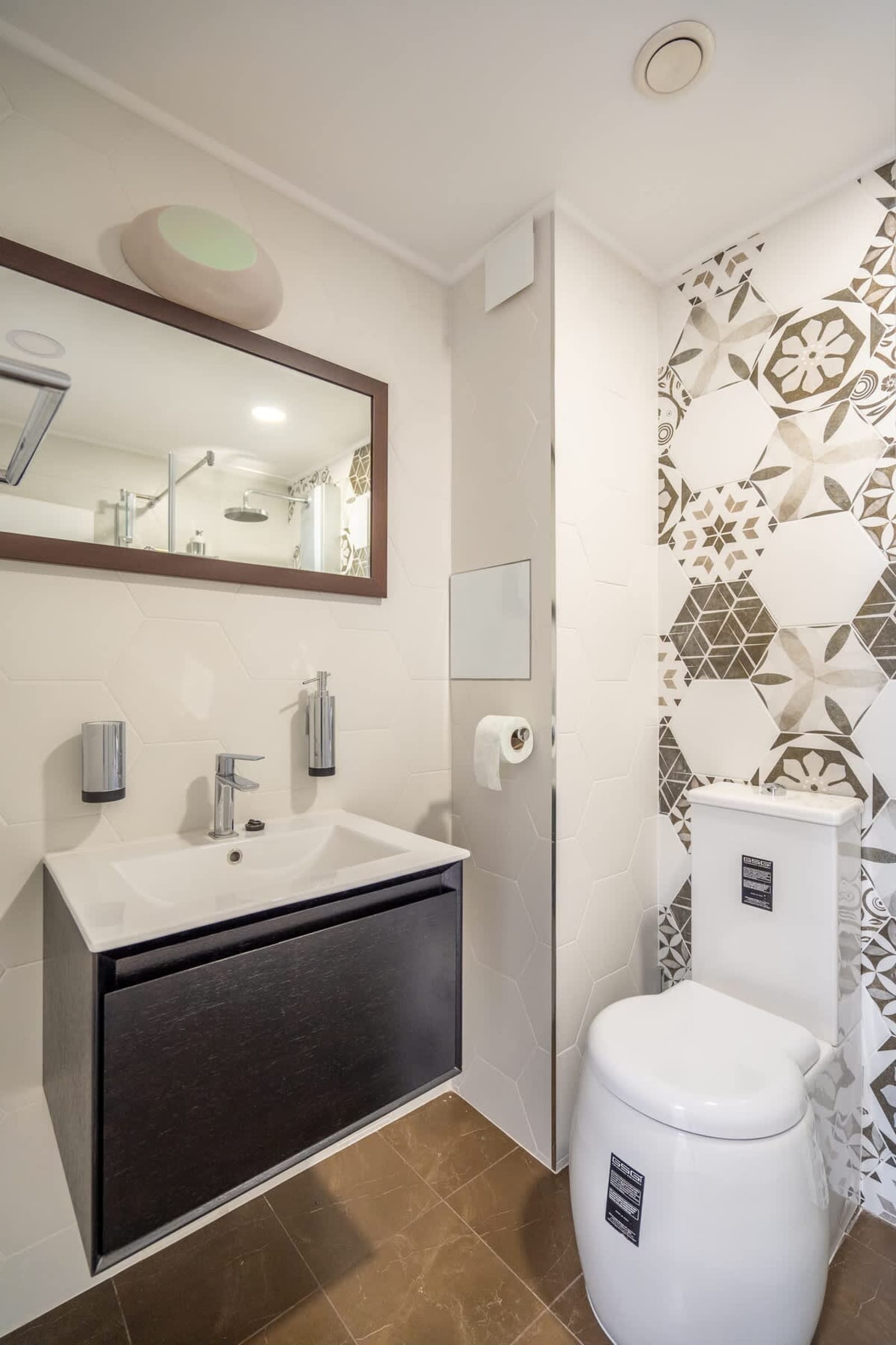 Fusion Finesse - 2BD with parking space - Photo 22