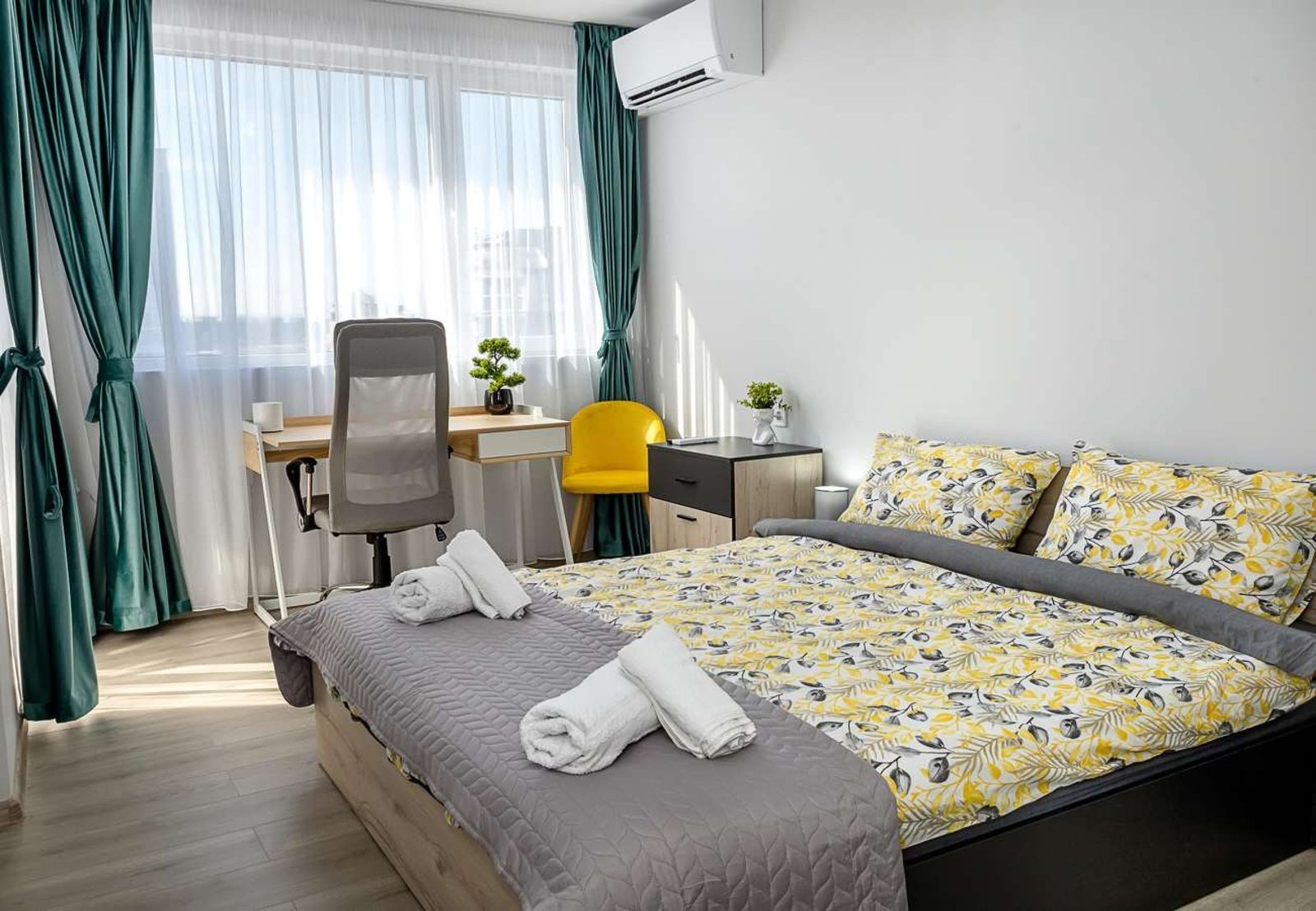 Stylish 2BR Apartment - Underground Parking, Varna - Photo 16