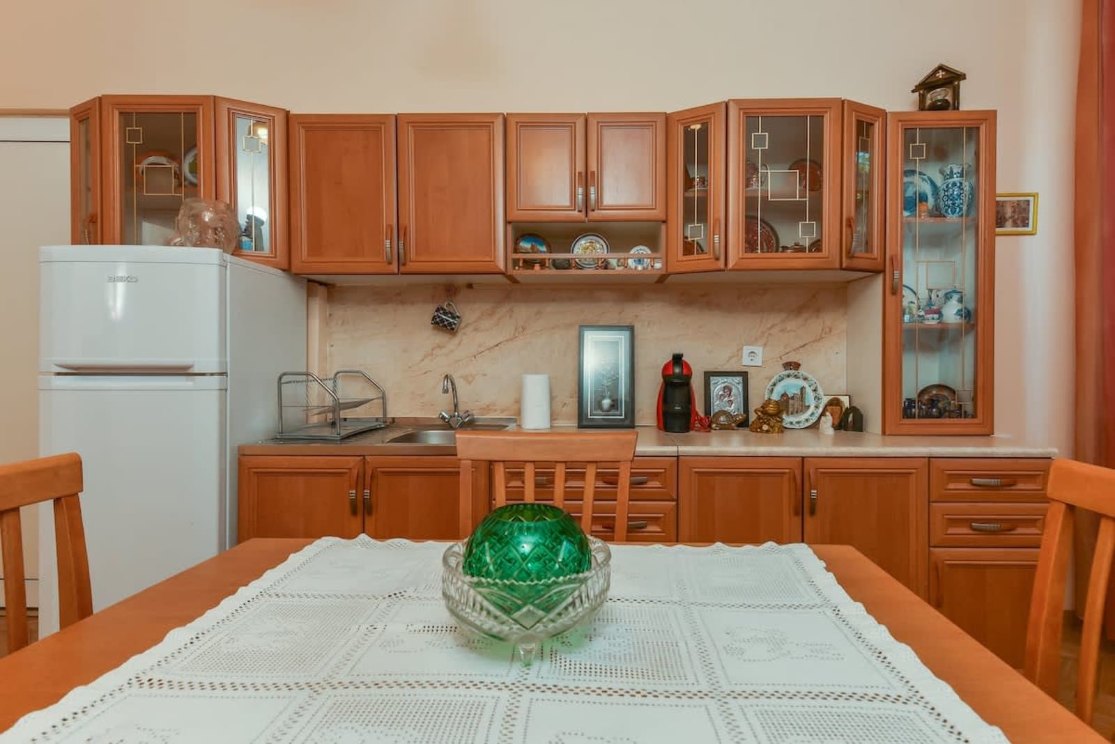 Sofia Retro - Top Center 1-BDR Apartment - Photo 8