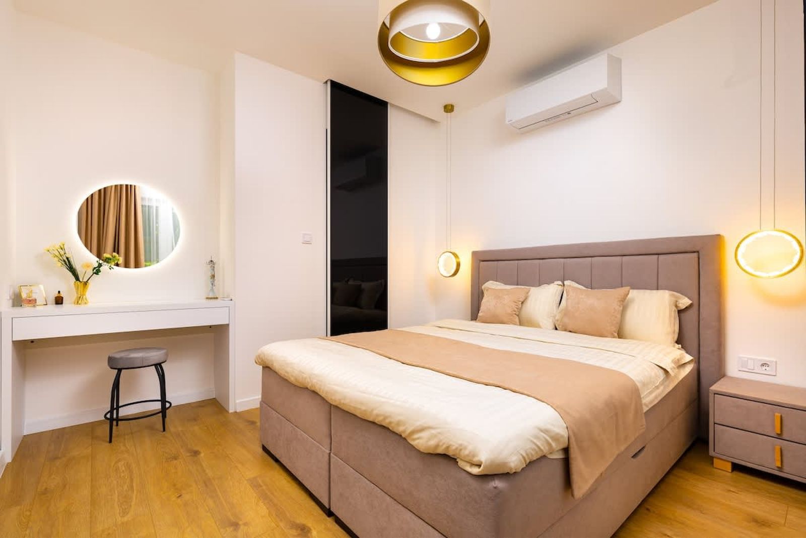 Happy People Plovdiv 1-BD Apartment - White - Photo 3