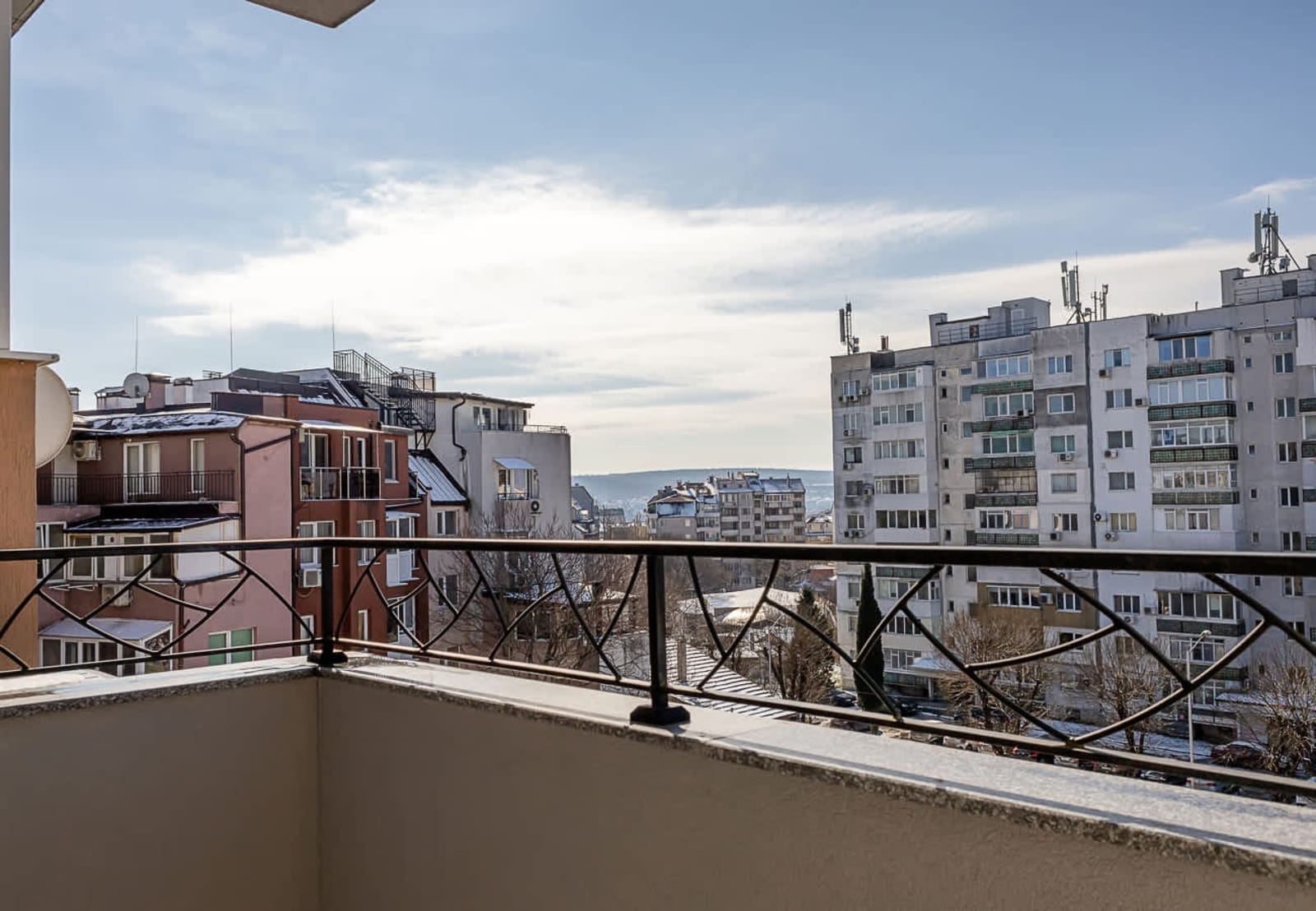 Stylish 2BR Apartment - Underground Parking, Varna - Photo 21