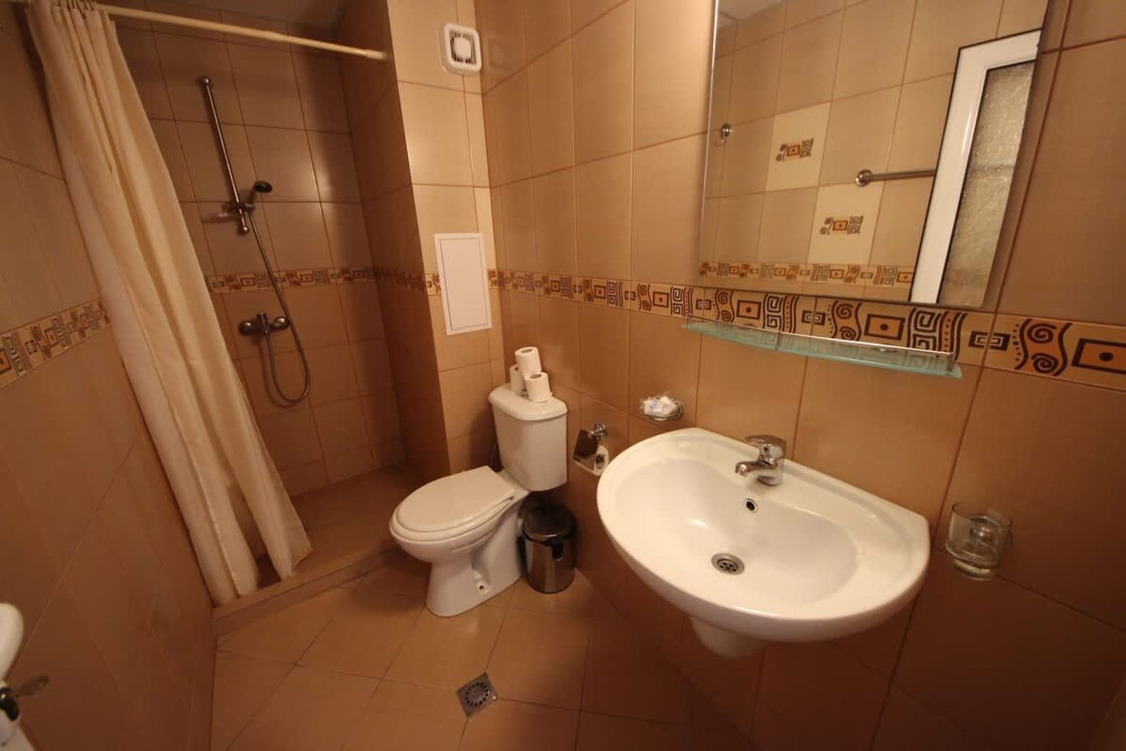 Cozy studio for 4 person in Grand Kamelia - Photo 19