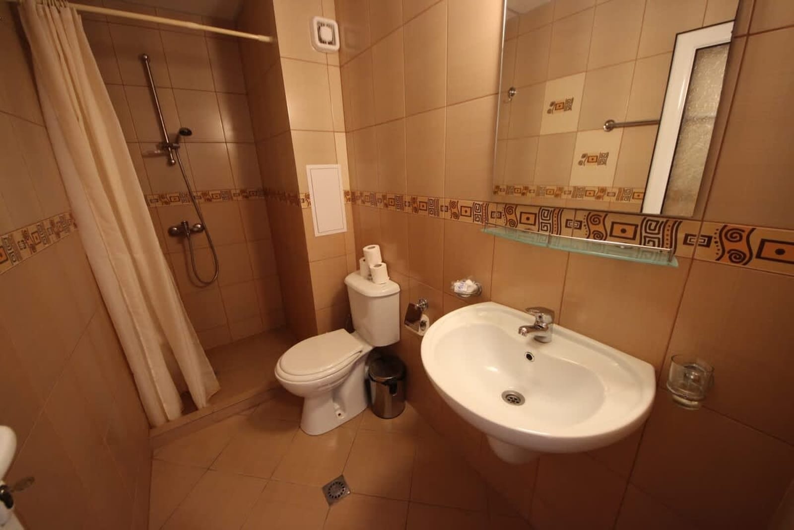 Cozy studio for 4 person in Grand Kamelia - Photo 19