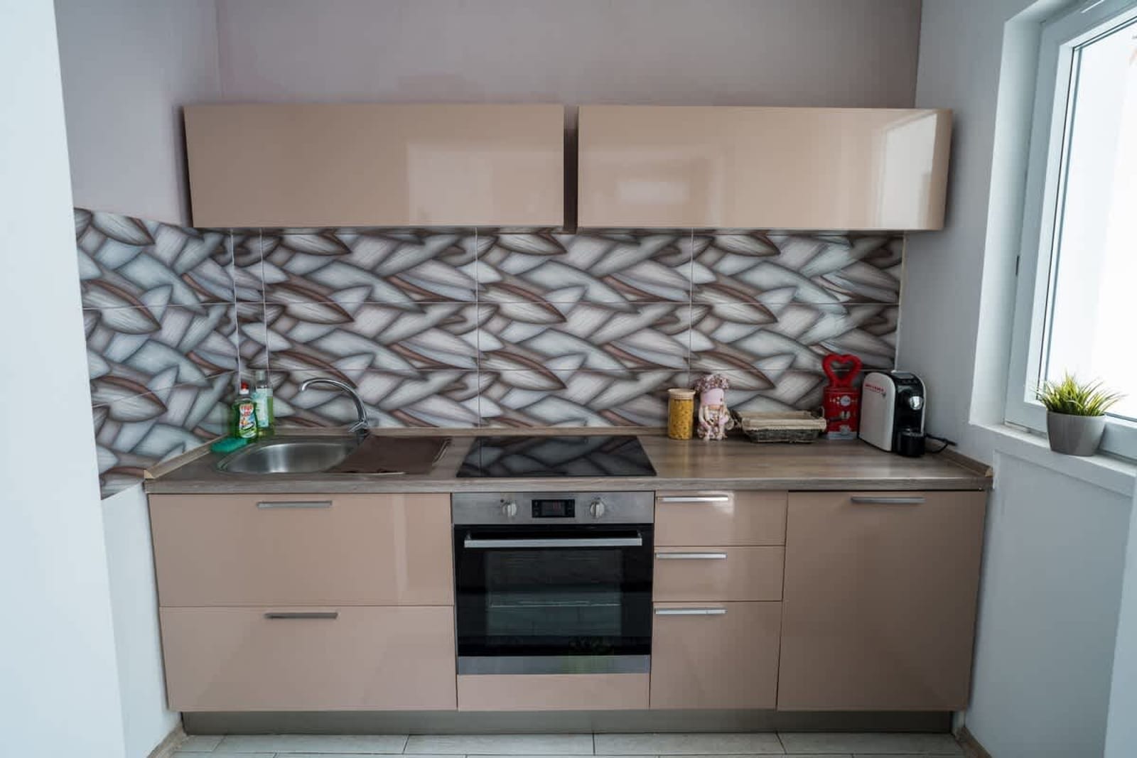 Black Sea 2bdrm Central Apartment - Photo 4