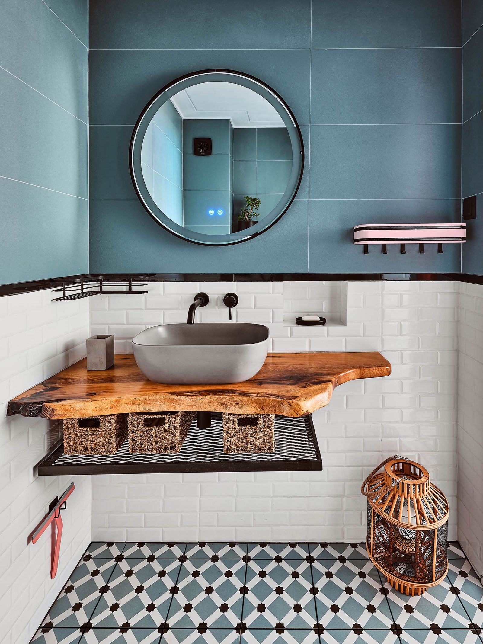 Loft-Style Studio Apartment on the Beach - Photo 27