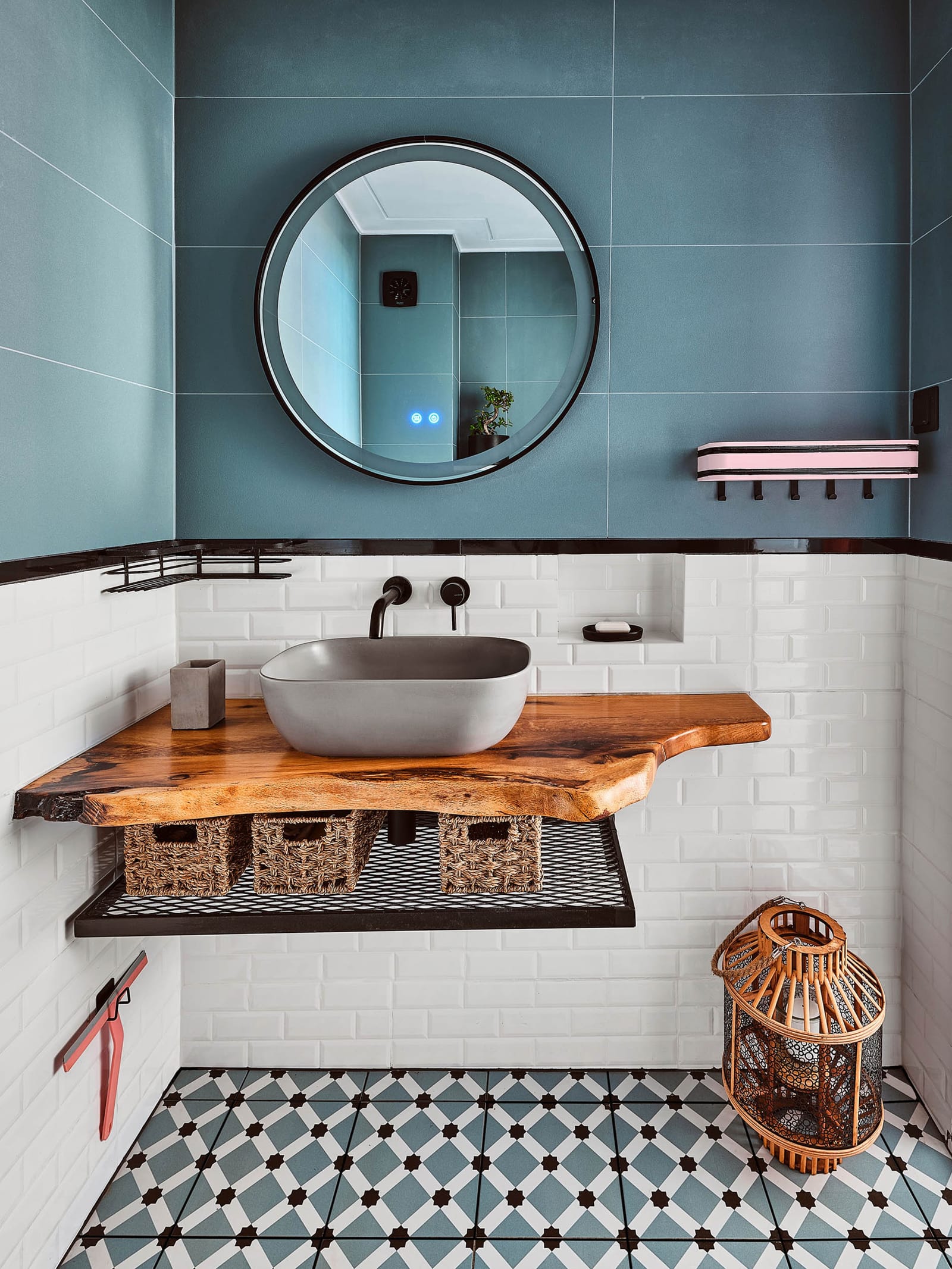 Loft-Style Studio Apartment on the Beach - Photo 27