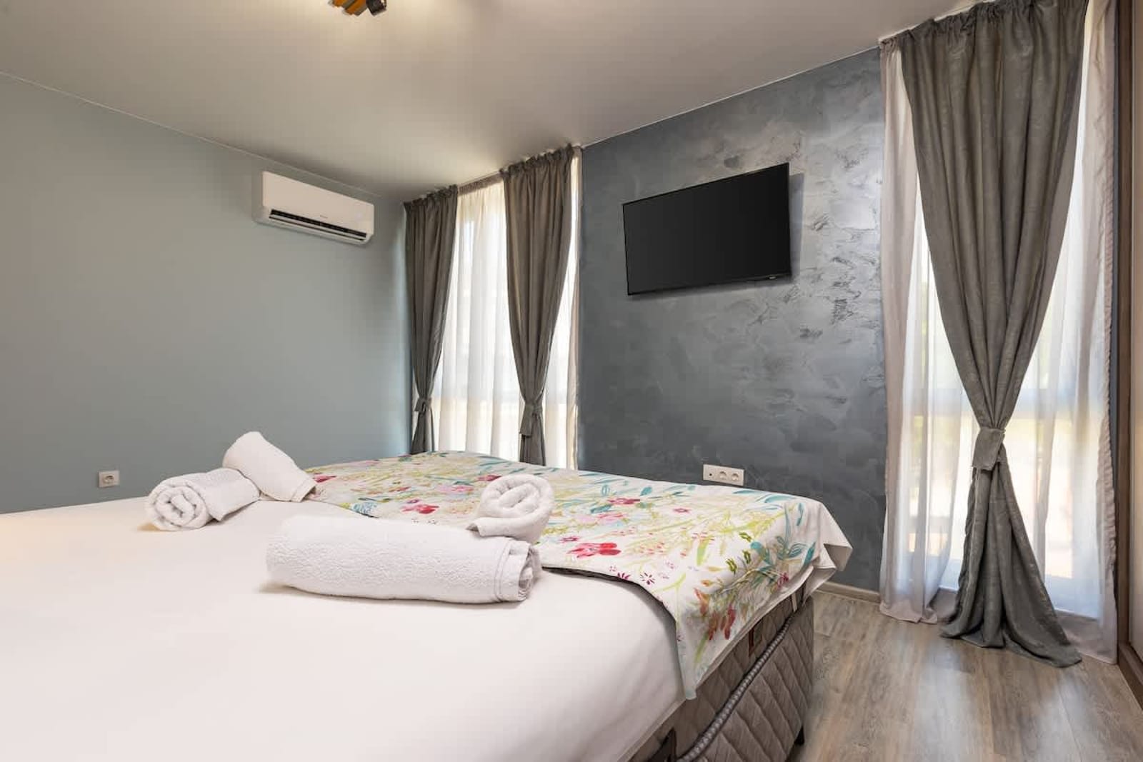 Modern Living | Drava 2BD Apt - Photo 8