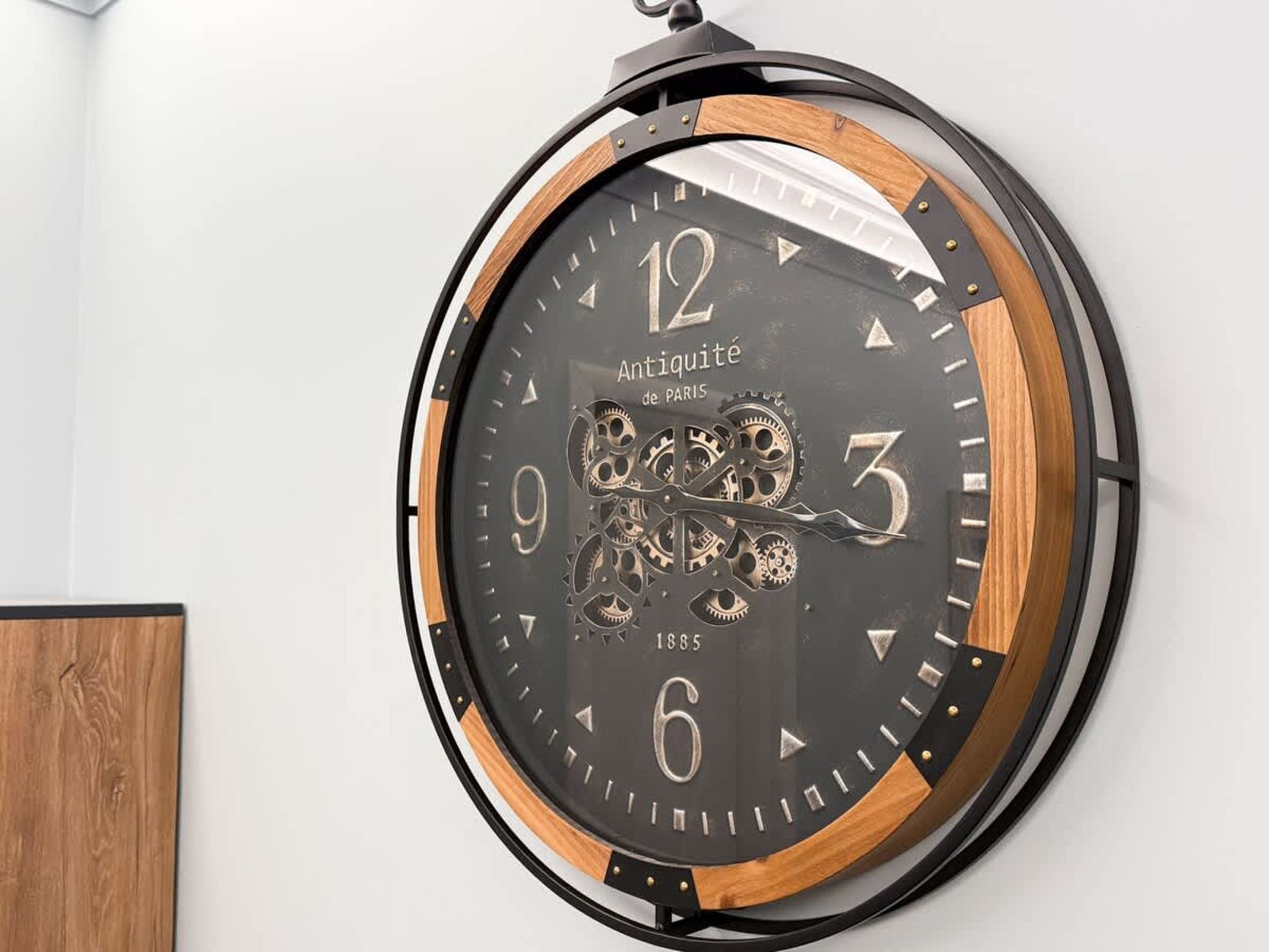 Stylish 2-Bedroom Sofia Stay - Photo 7