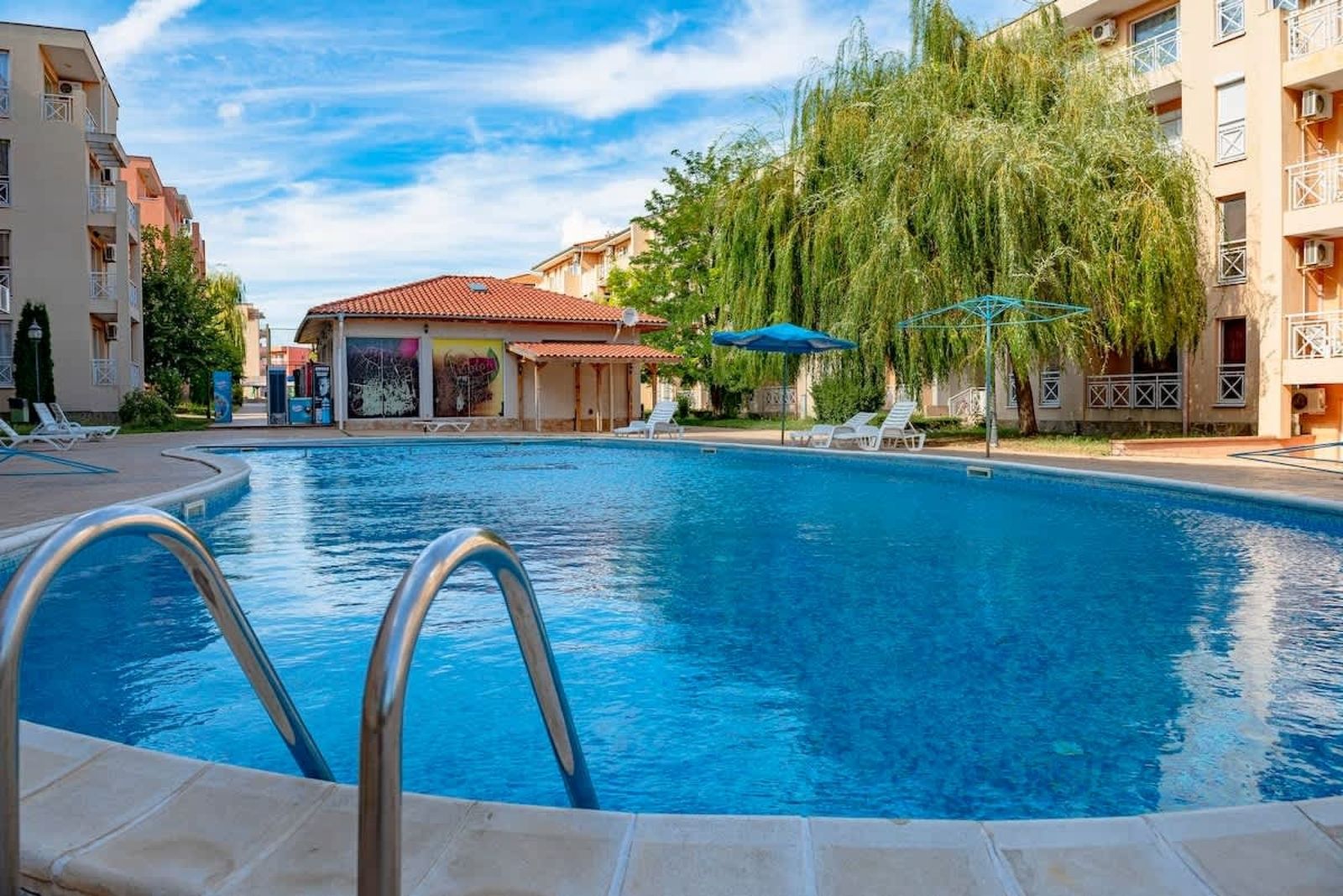 Sunny Day 6 Cozy 1 bedroom apartment - Cover Photo