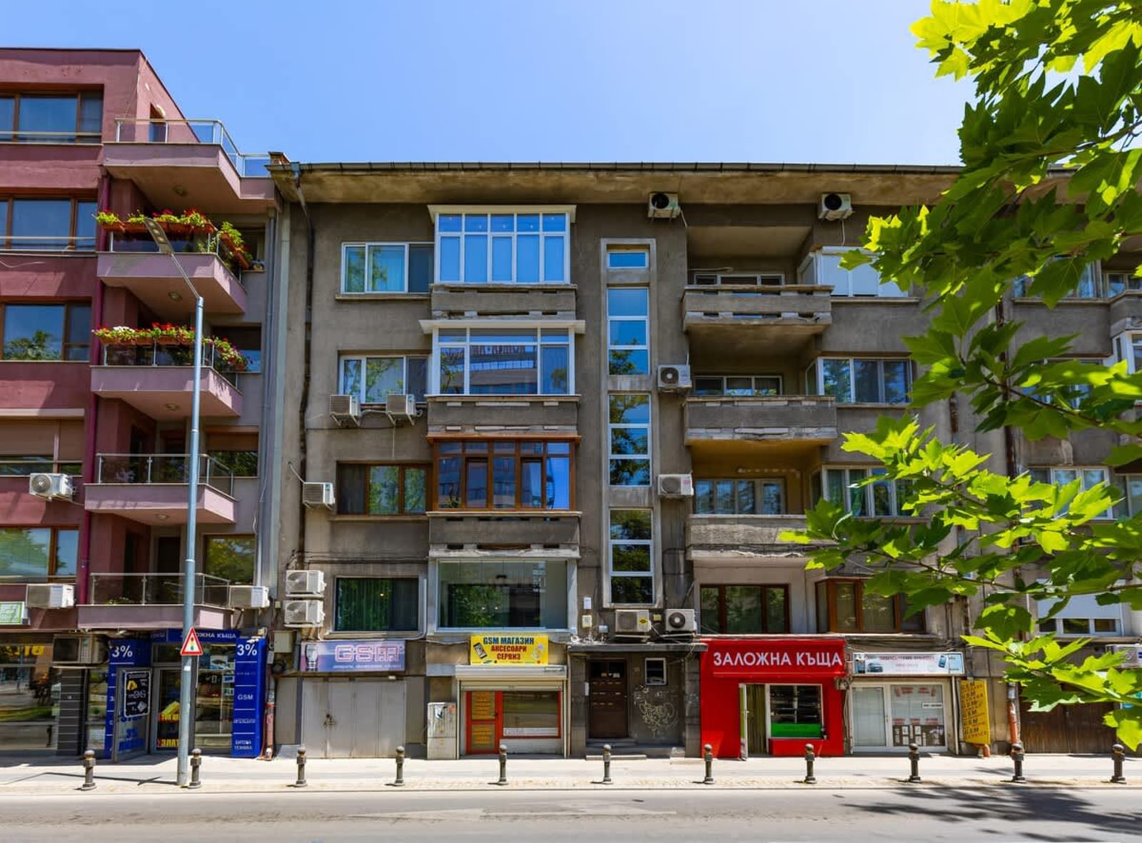 Happy People Plovdiv 1-BD Apartment - White - Photo 51