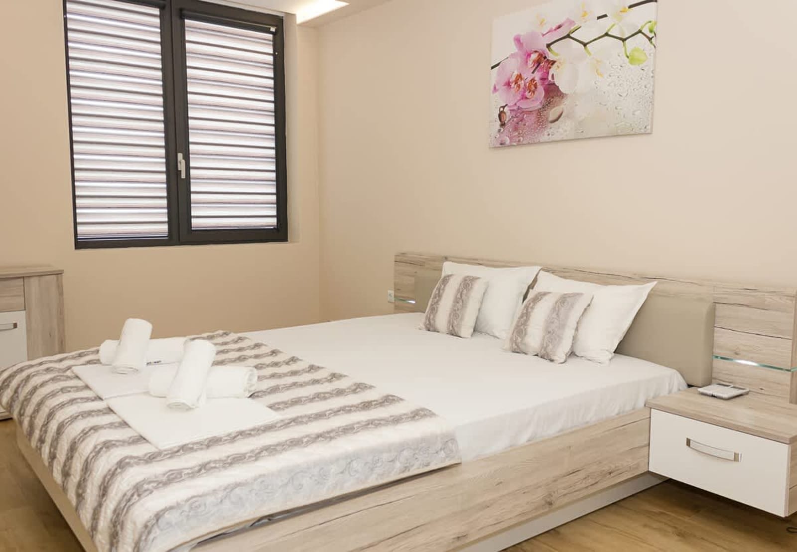 Modern Seaside Retreat in Varna - Photo 3