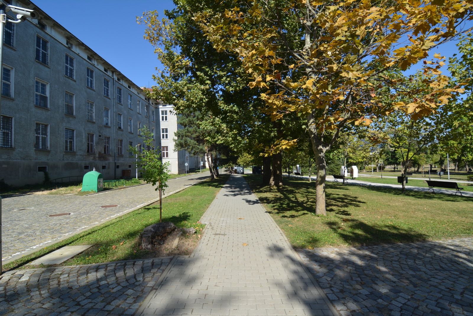 Big recognizable modern building with a bridge view of Sofia - Photo 27