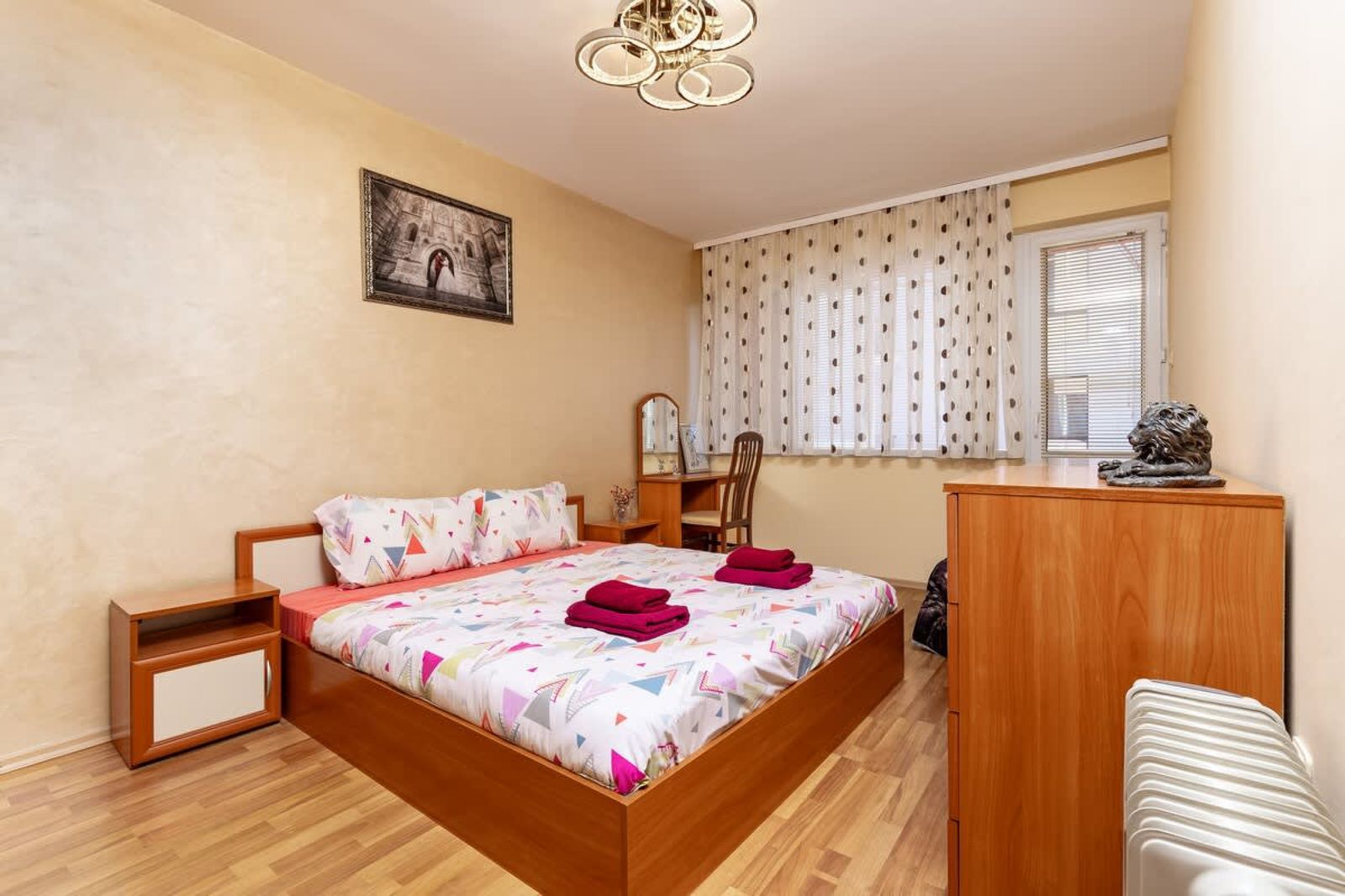 Comfort Corner - 1BD with Balcony - Photo 2