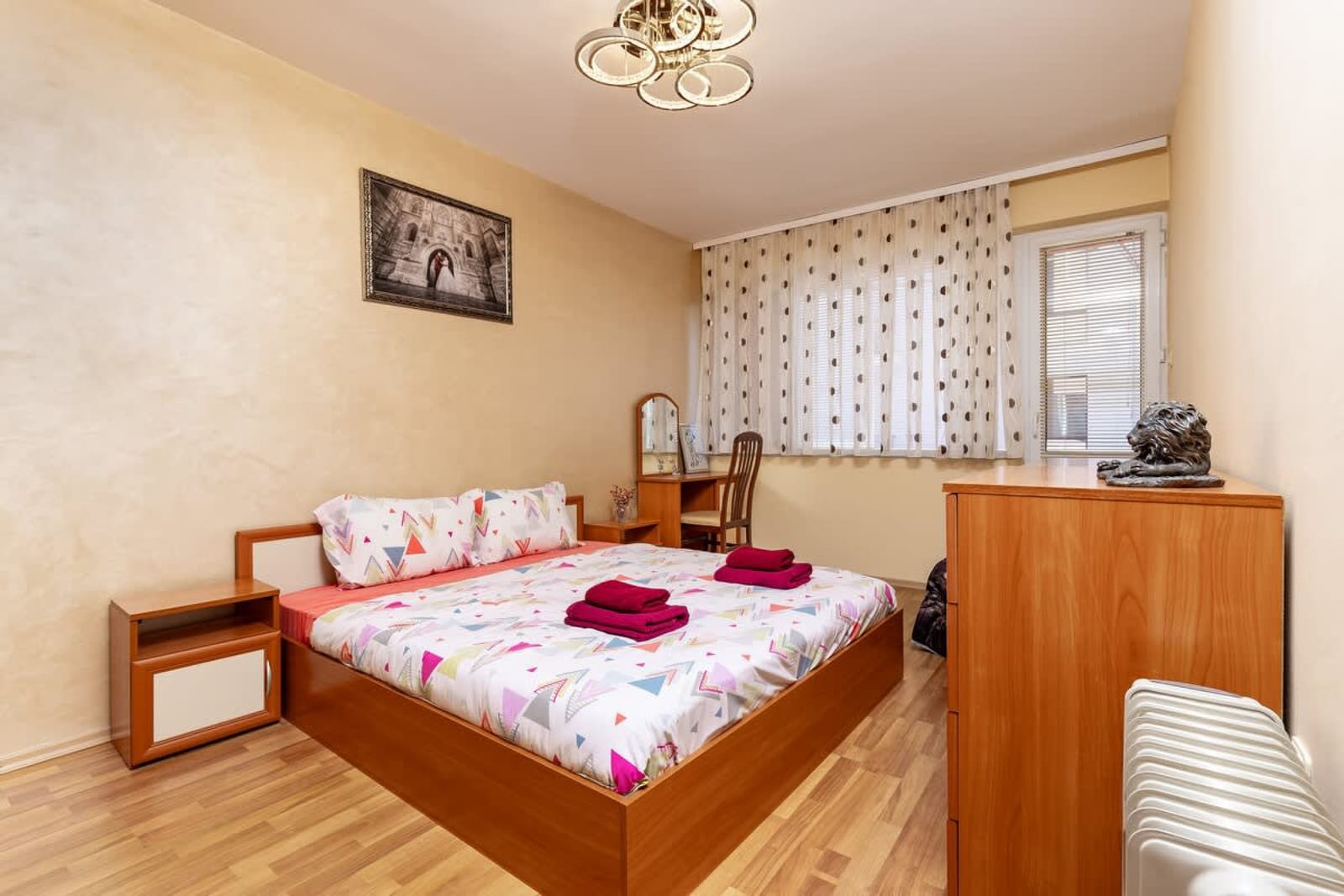 Comfort Corner - 1BD with Balcony - Photo 2