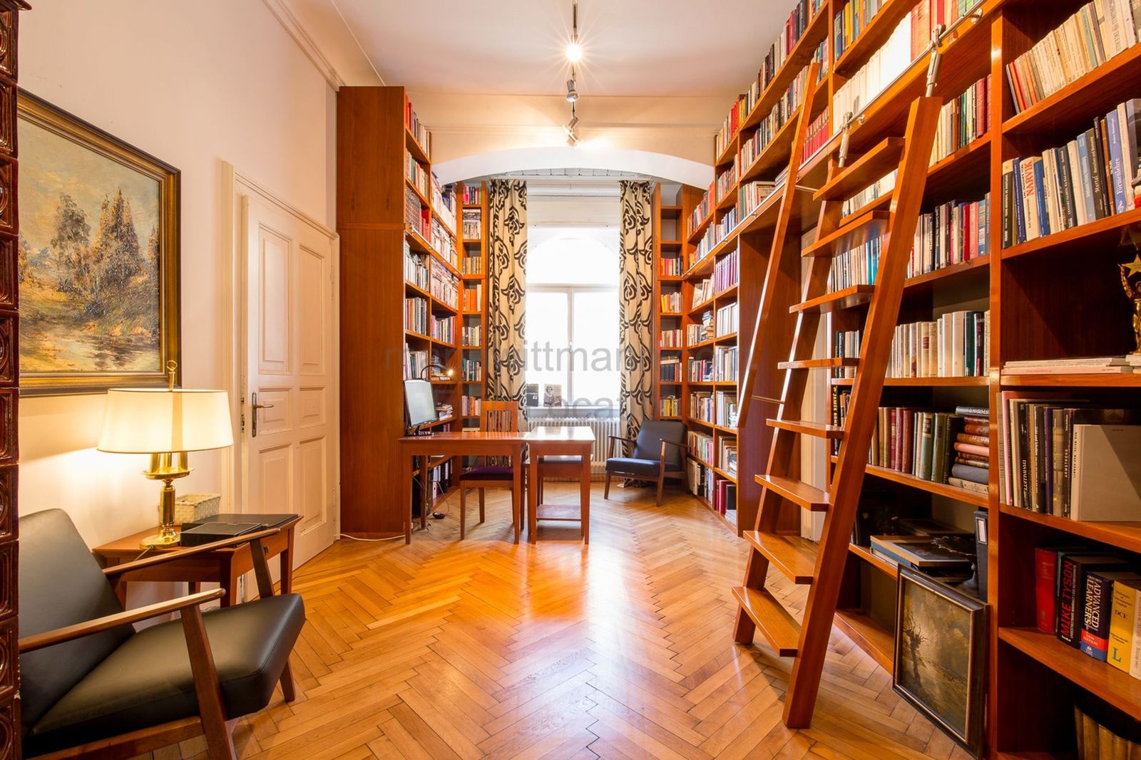 Location 285 - Photo 3