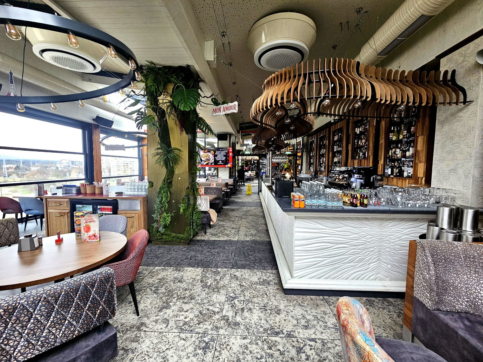 Boutique Restaurant in Sofia - Photo 9