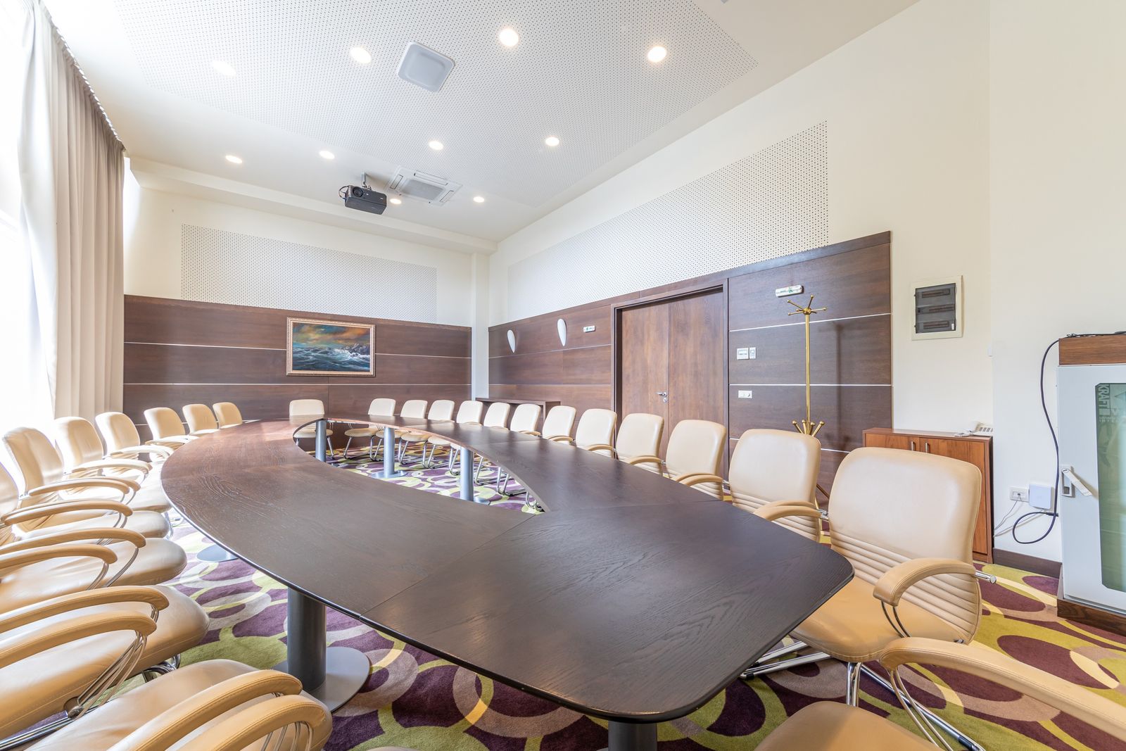Conference Room in the Flamingo Grand Hotel - Photo 16