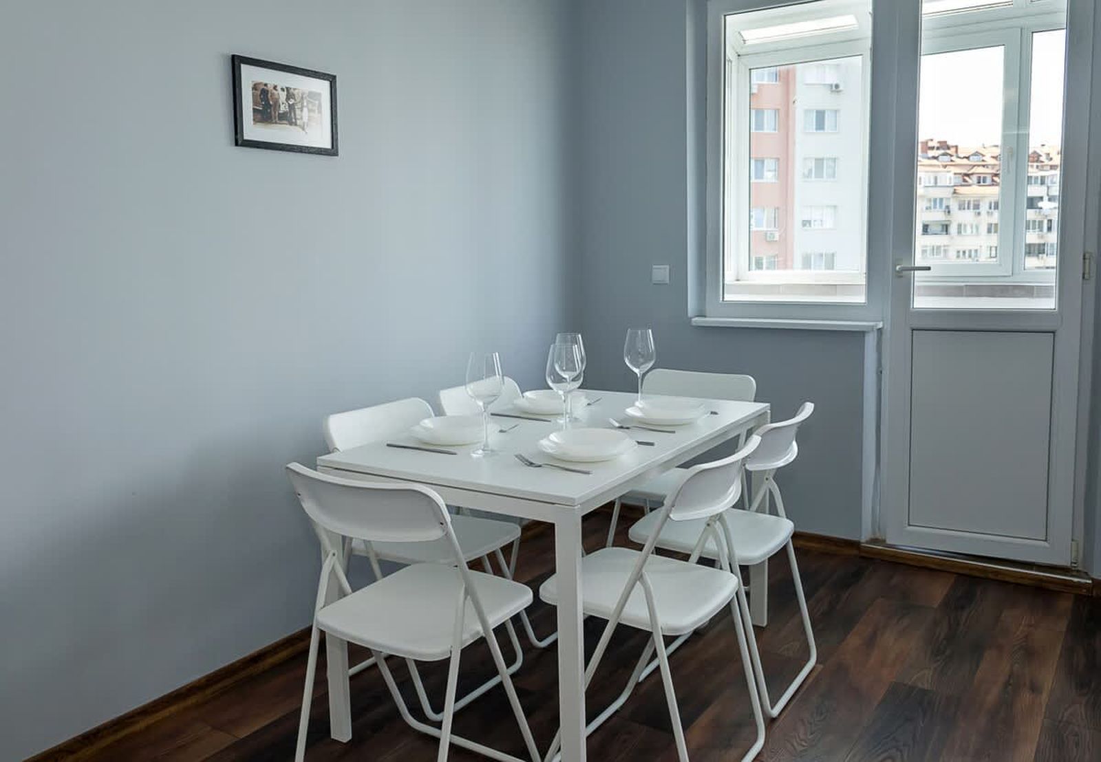 Bright &amp; Airy Flat with 2 Bedrooms – Urban peace - Photo 13