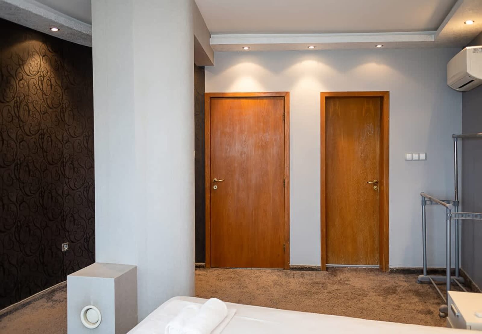 3BD Maisonette with Sea Views - Next to Sea Garden - Photo 23