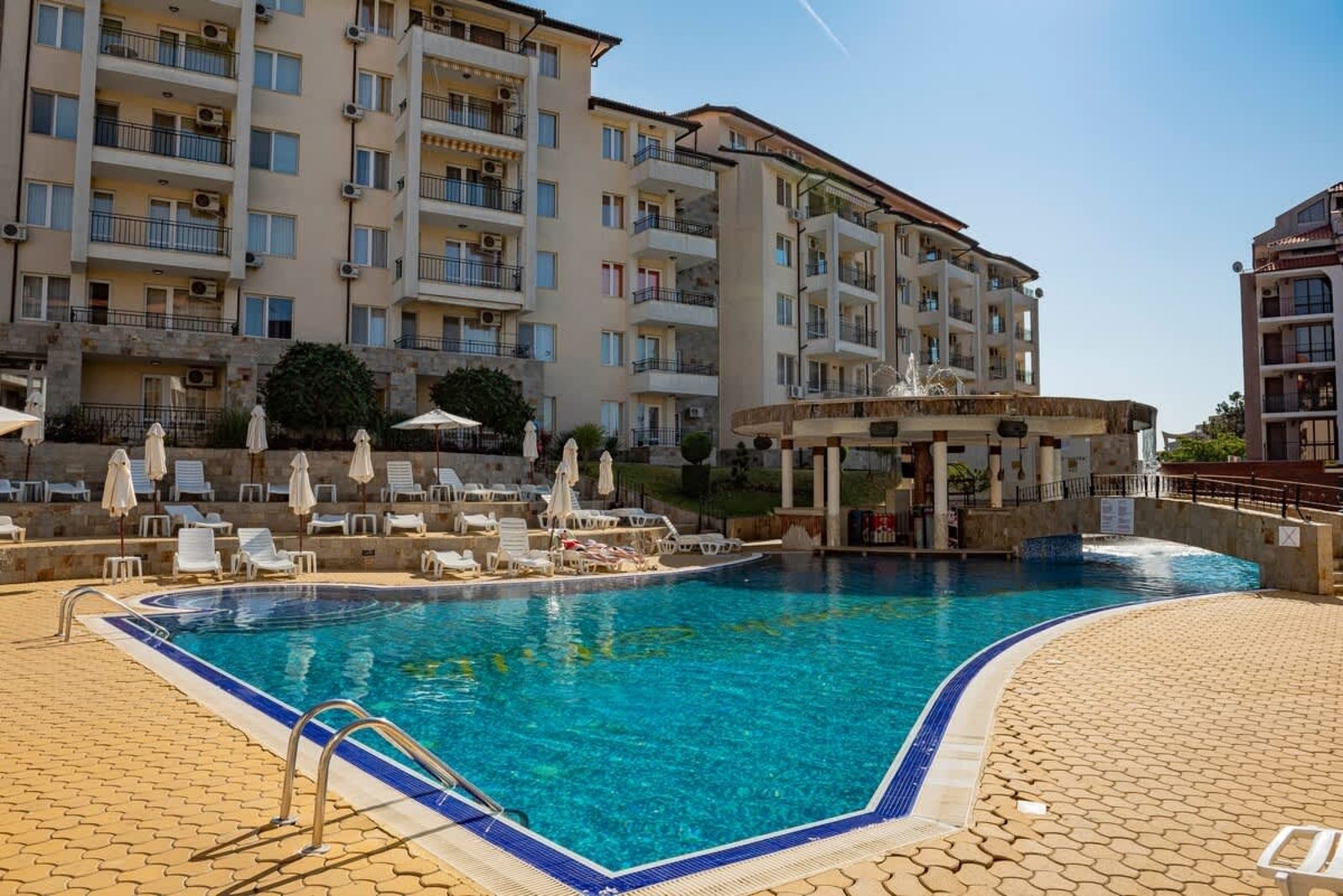 Nice 2 bedroom apartment in Sunny Beach Hills - Cover Photo
