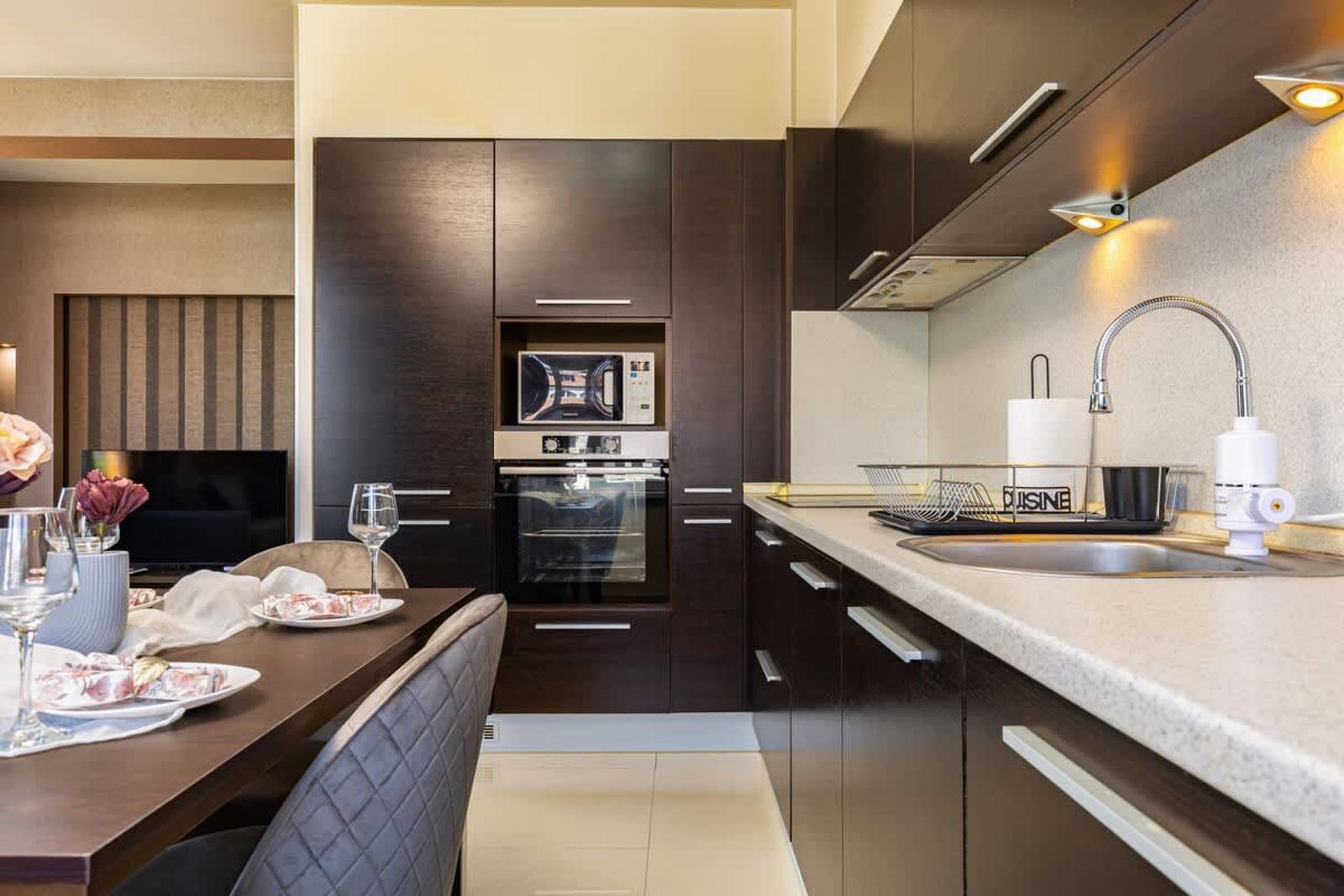 Modern 2BD - 14 min to Medical University - Photo 15