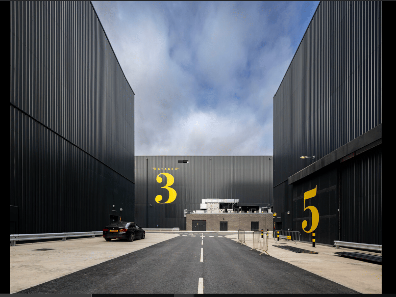 shinfield tv and film studios - Photo 3