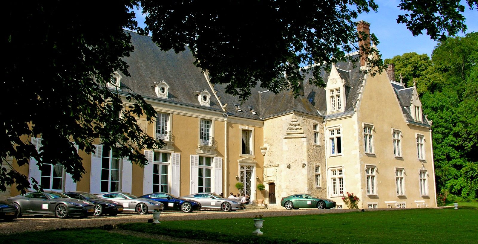 Authenticity and elegance in the Loire Valley, France - Cover Photo