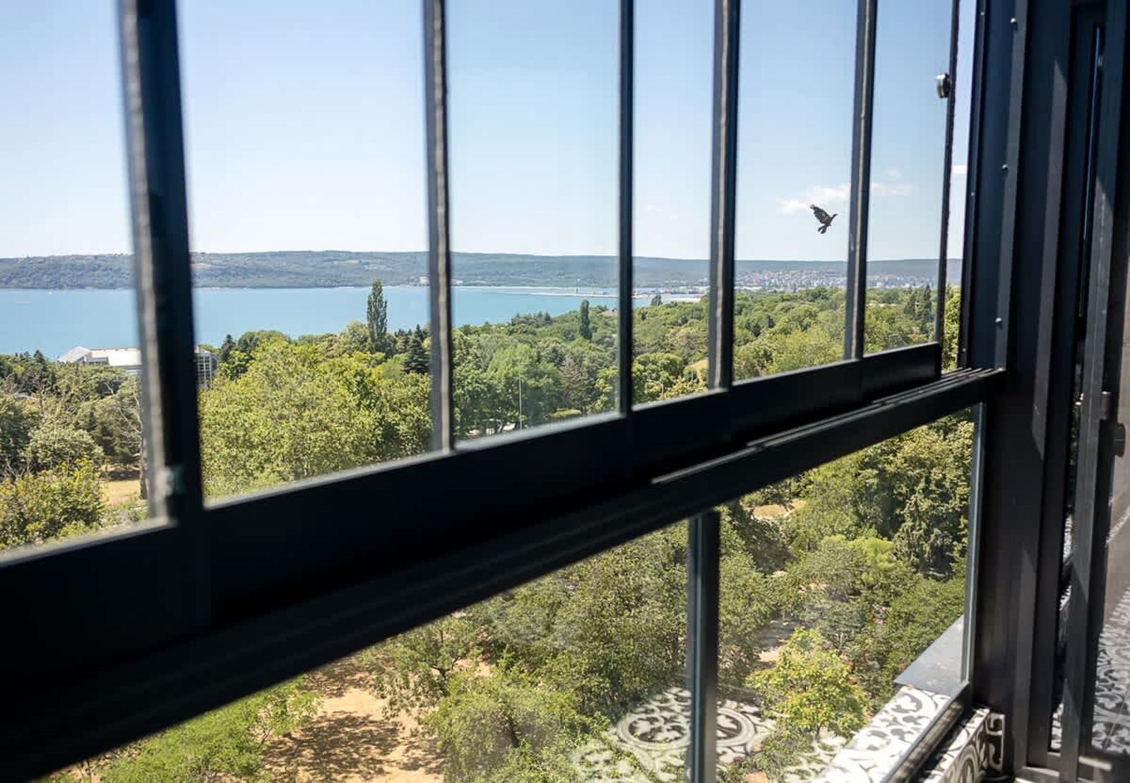 Royal View –Luxury 2BR Apartment with Sea Panorama - Photo 5