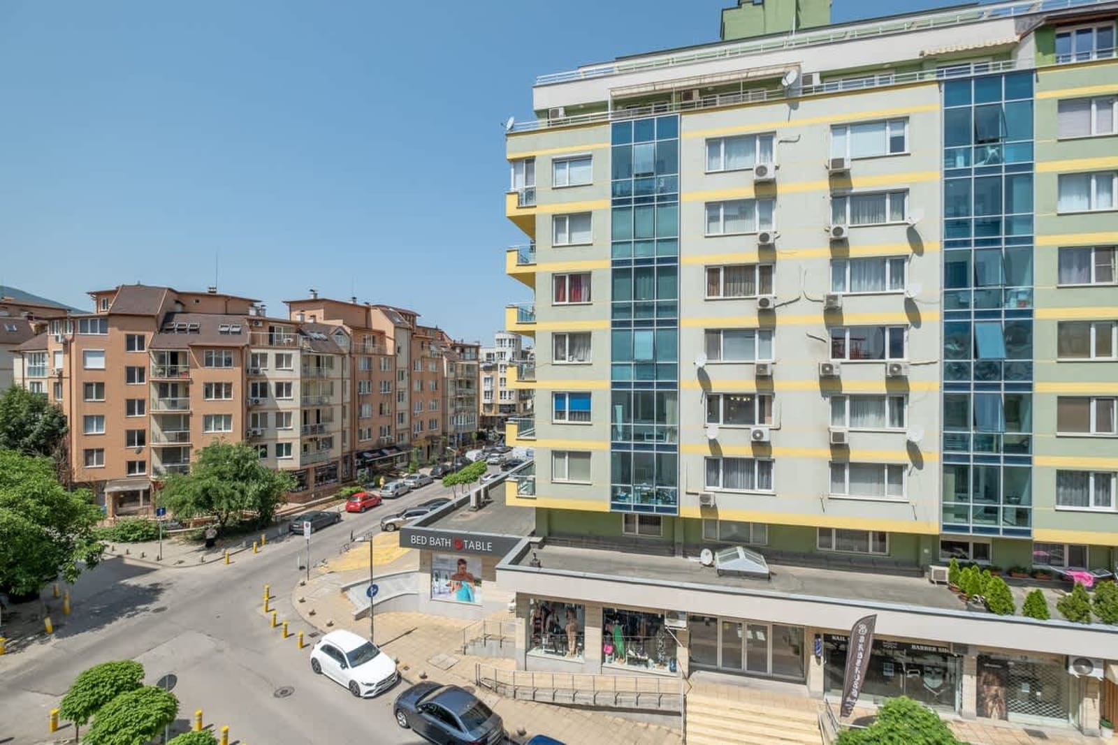 Modern Apartment | Top Location - Photo 19