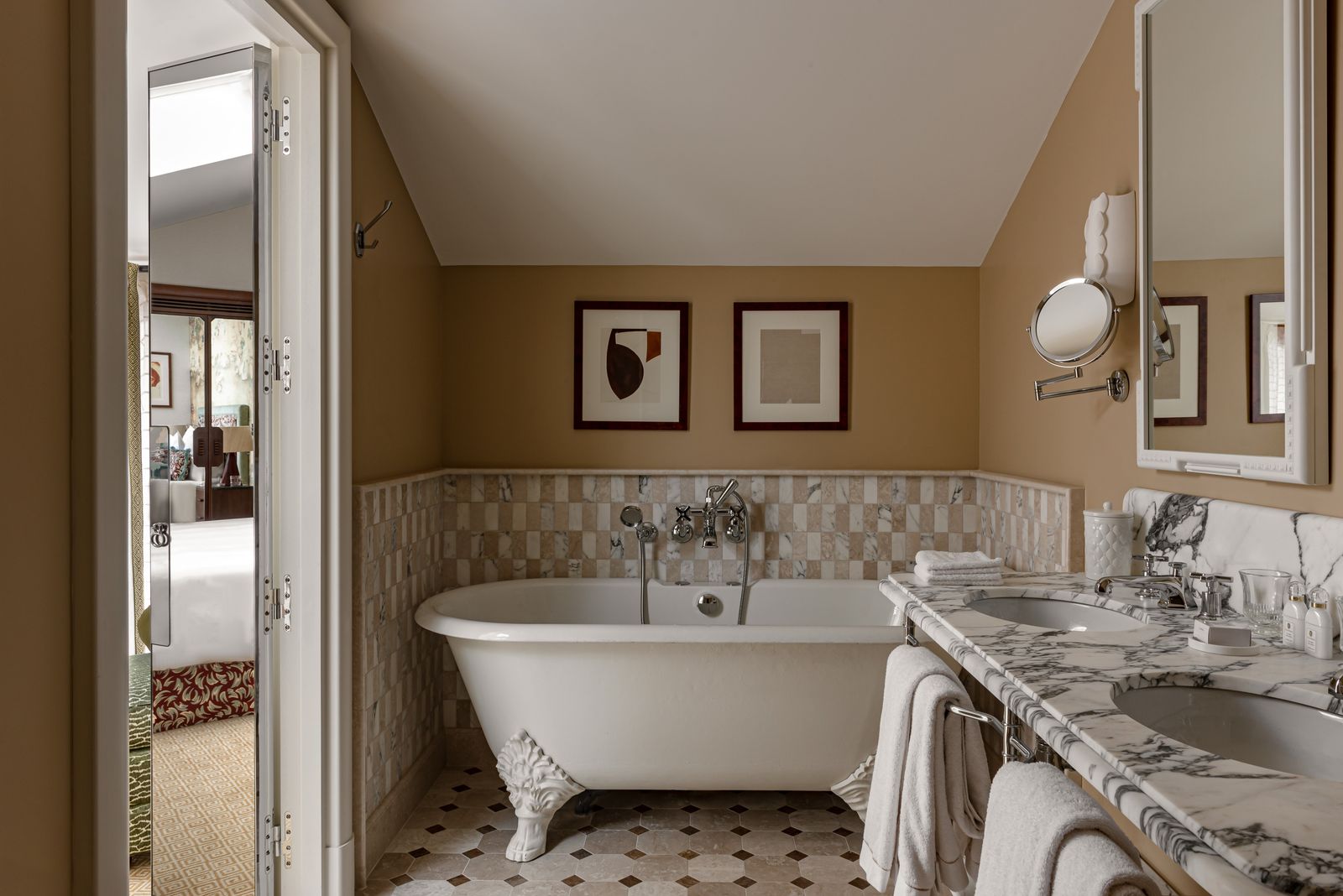 Lamoureux appartment