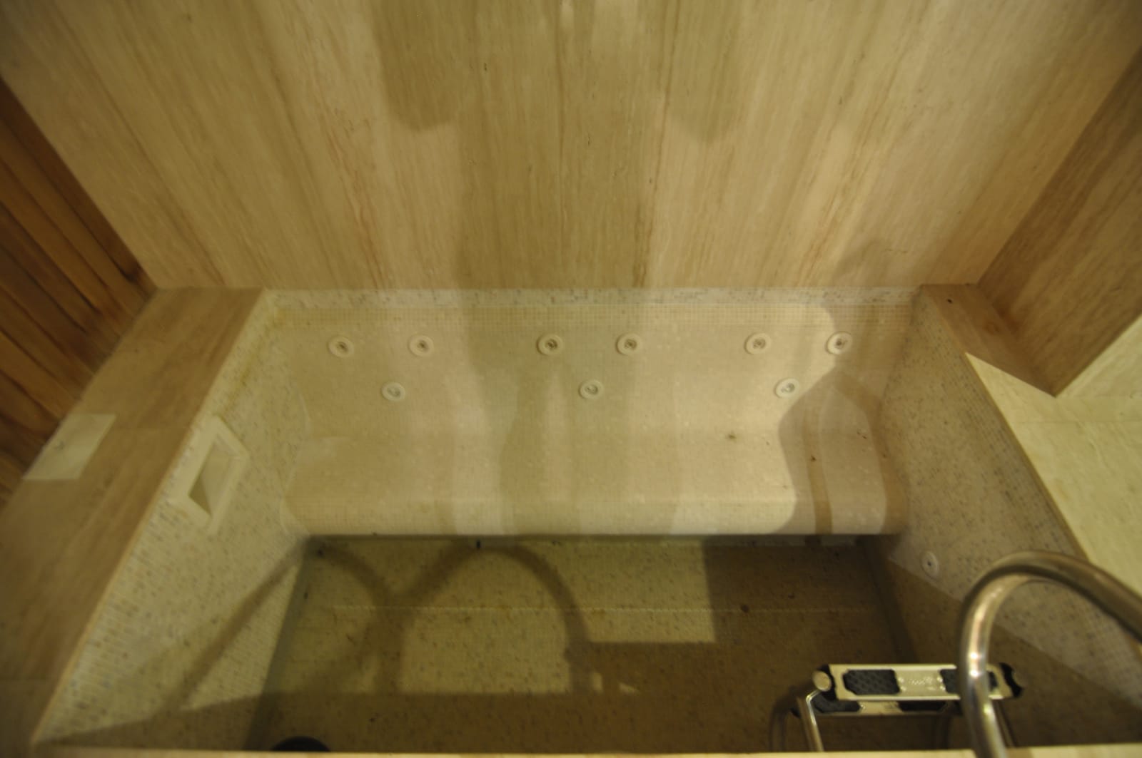 The Flower House - Photo 80