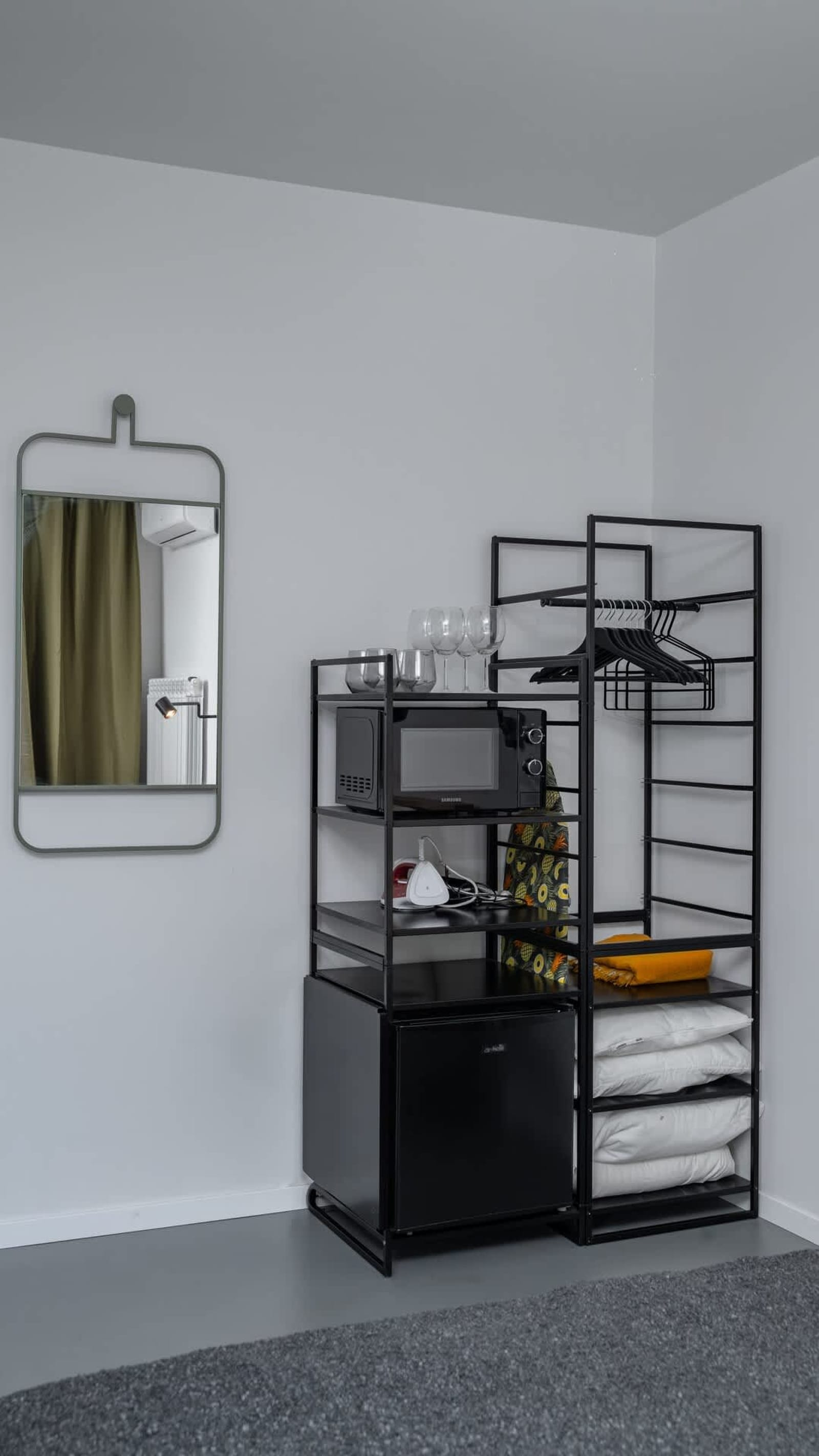 Aviva City Stay – Yellow Vibe Studio - Photo 10