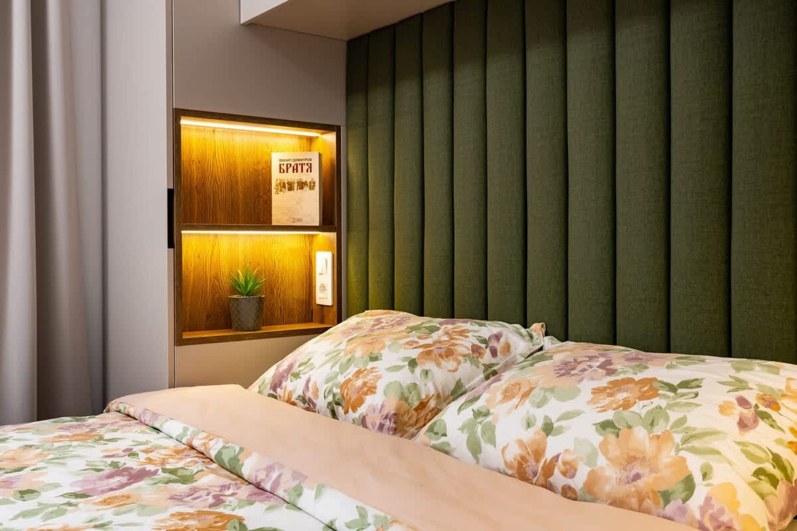 Stylish 1BD with Desk in Karshiaka - Cover Photo