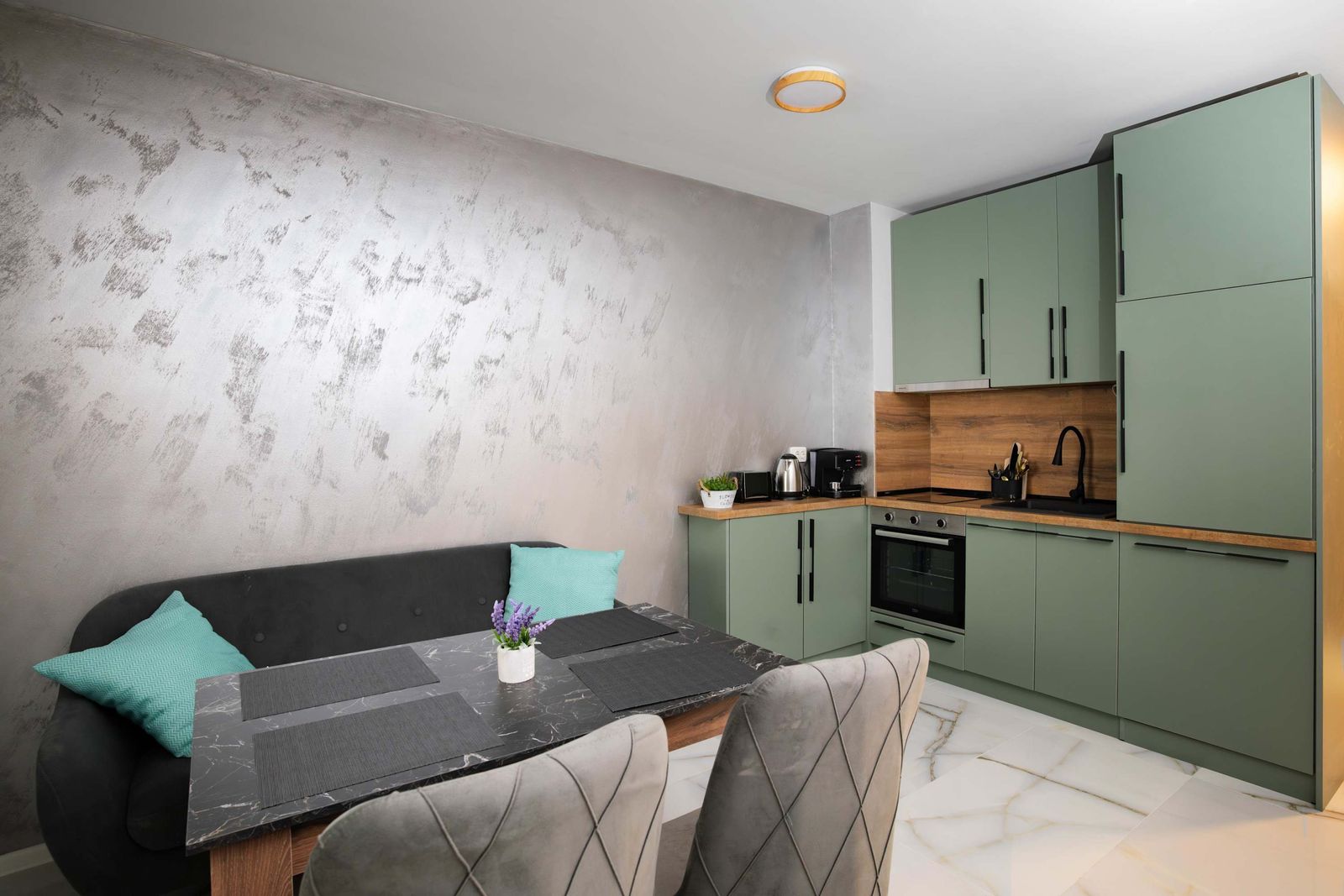 Stylish 1 Bedroom Apartment - Quiet &amp; Comfortable - Photo 5