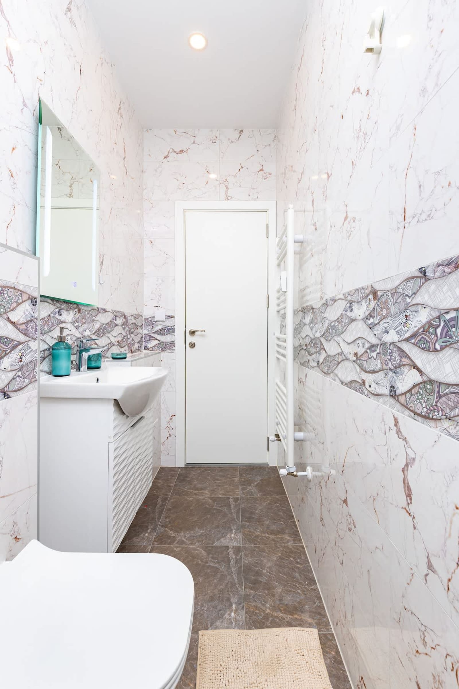 Serene Living in the Heart of Plovdiv - Photo 22