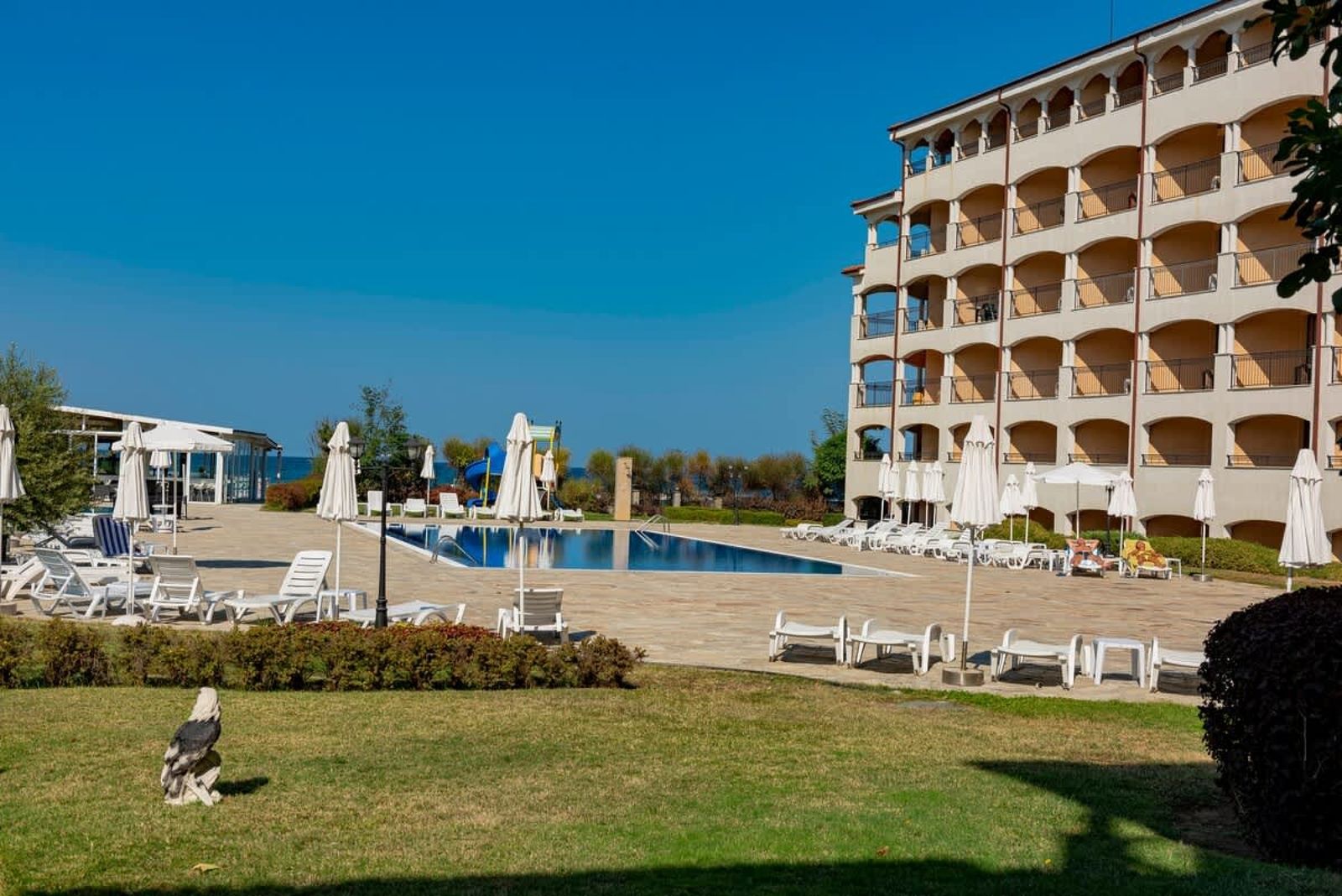 Studio by the Beach in Nestinarka - Photo 6