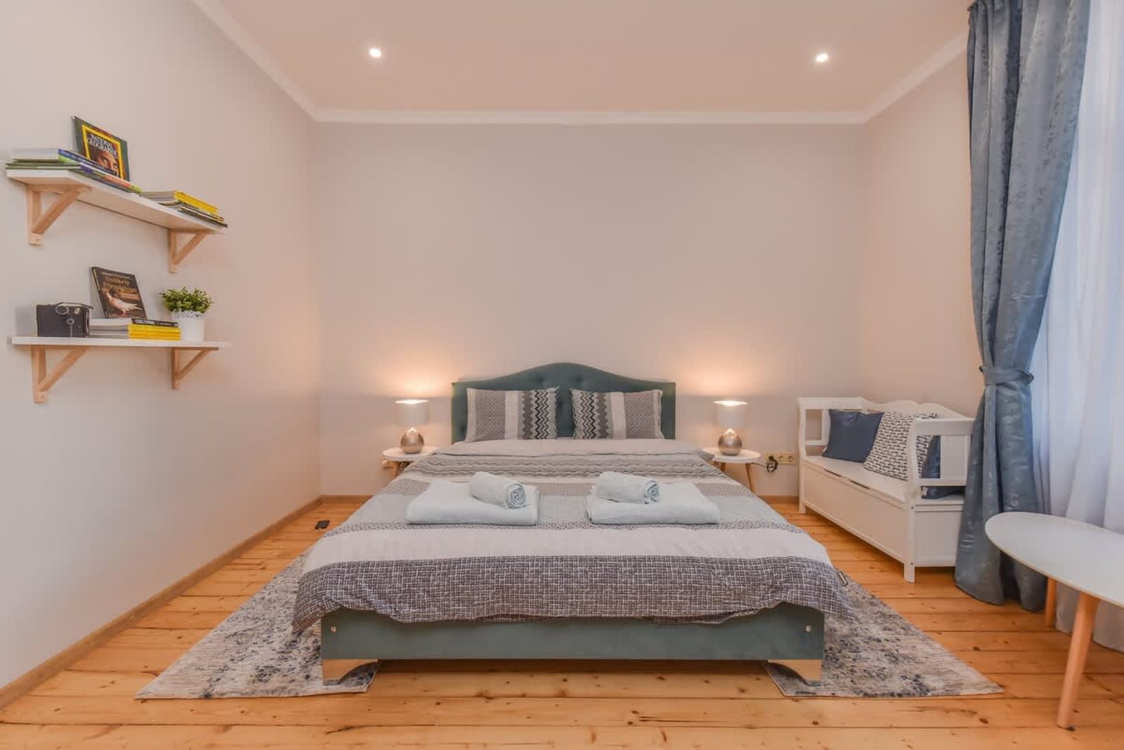 Spacious vintage 2BR, 2bath apartment - Photo 21