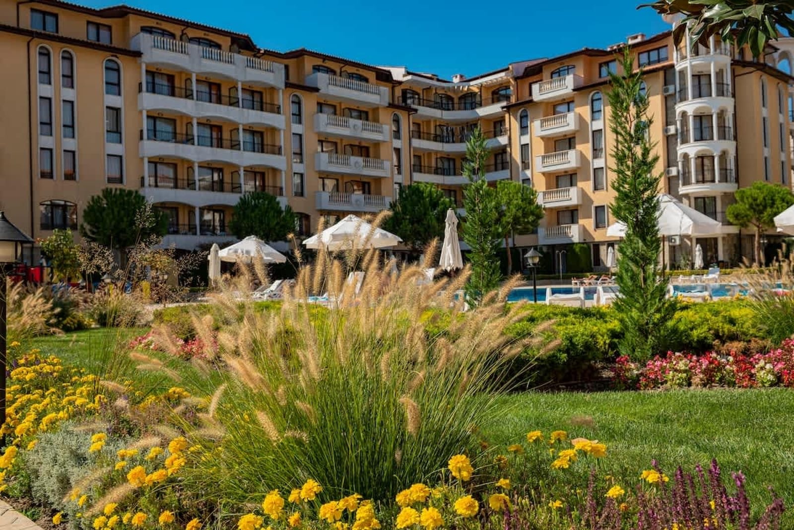 Apartment with Terrace  Royal Sun - Photo 10