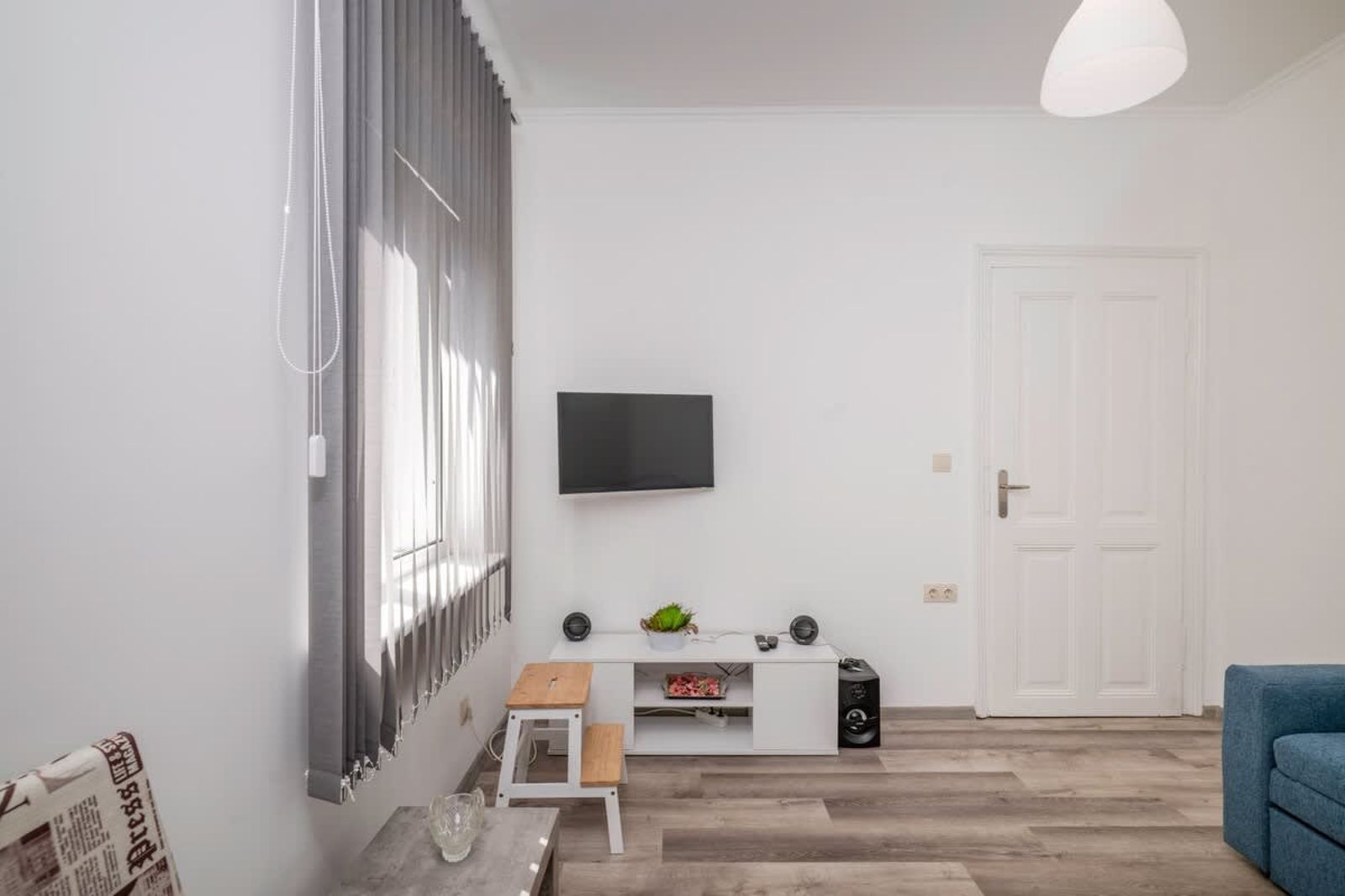 Central 1BD Next to Womens Market and Sofia's Gems - Photo 7