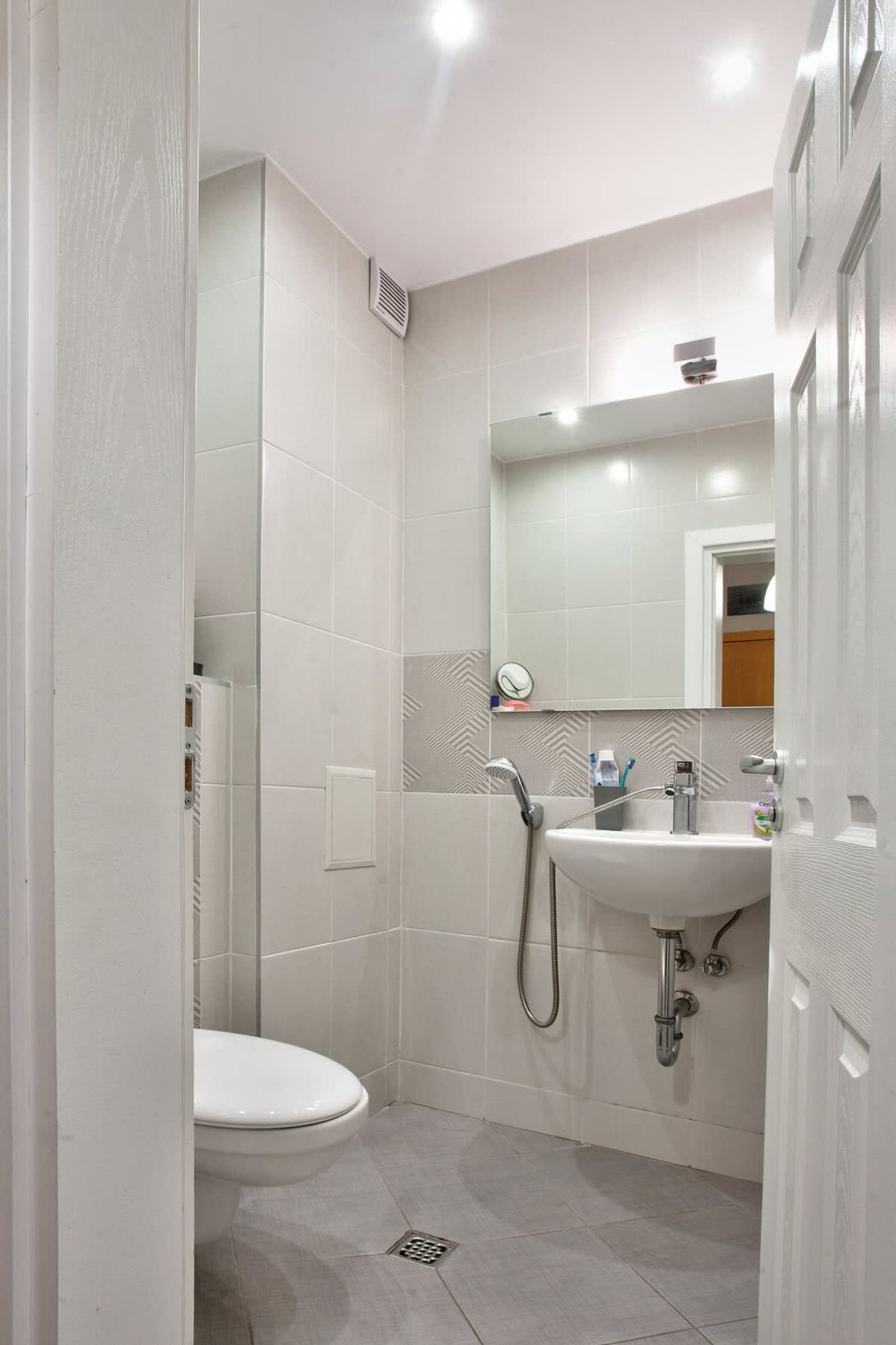 City Nest 1BD in Lozenets - Photo 14